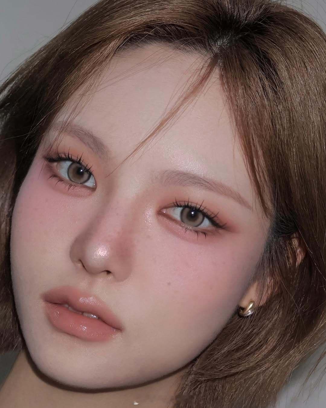 ins化妆师分享近期人气高的妆容 ​​​