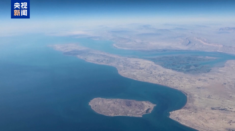 伊朗禁止日本船只通过霍尔木兹海峡伊朗划红线警告日本，借基地就开打还封海峡，日本这