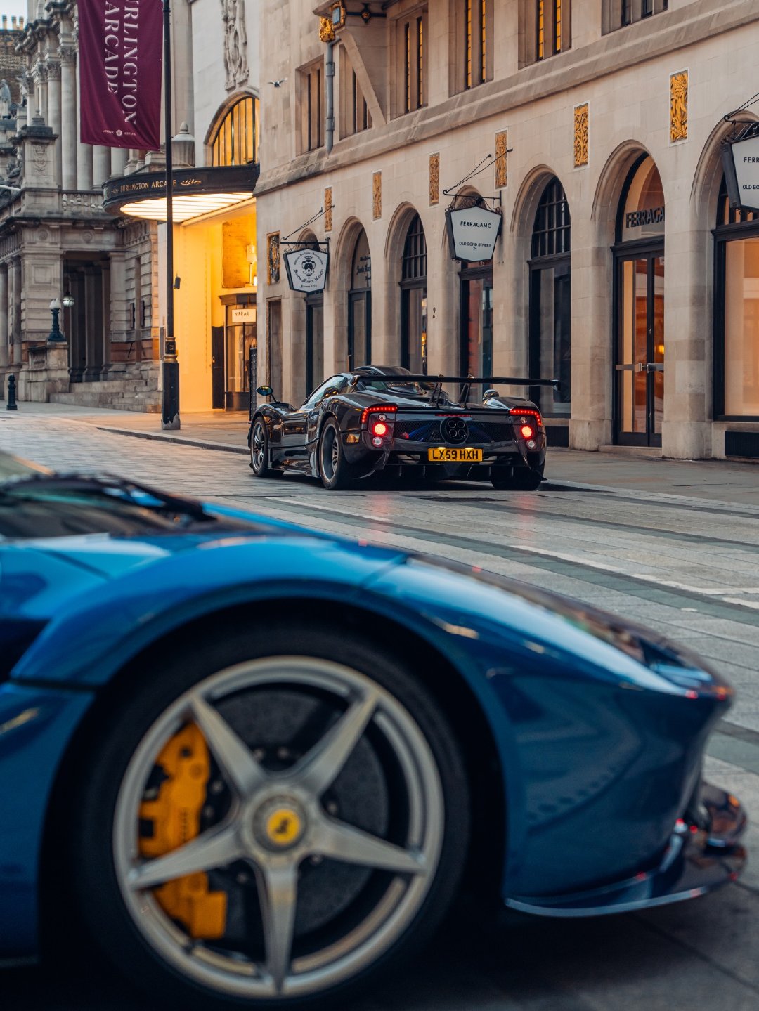 V12 车聚 PIC：Alex Penfold Photography 