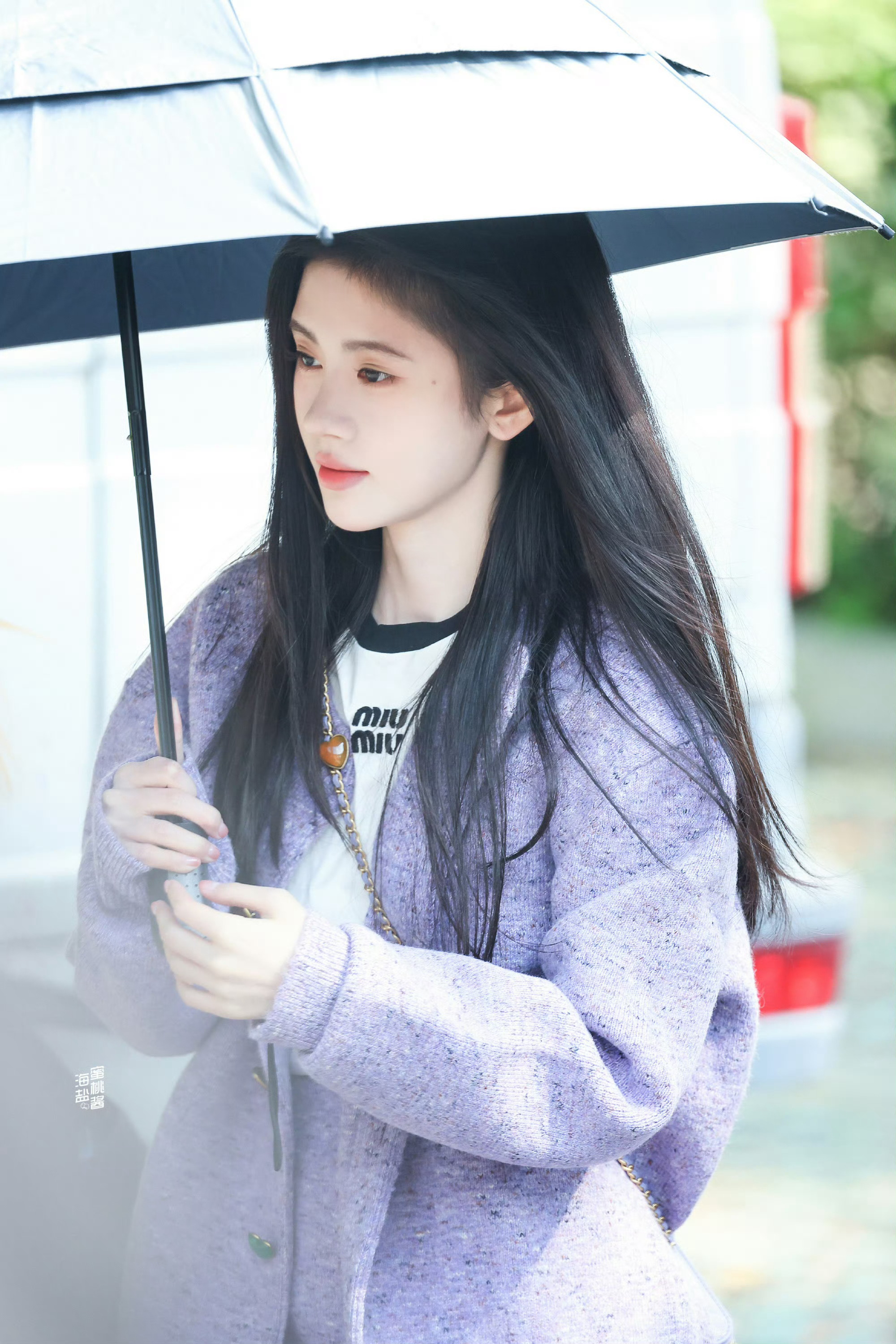 jjy鞠婧祎jjy鞠婧祎苏绿夏有钱就去买周边没钱我们就赞钱买这样的生活不是很好吗