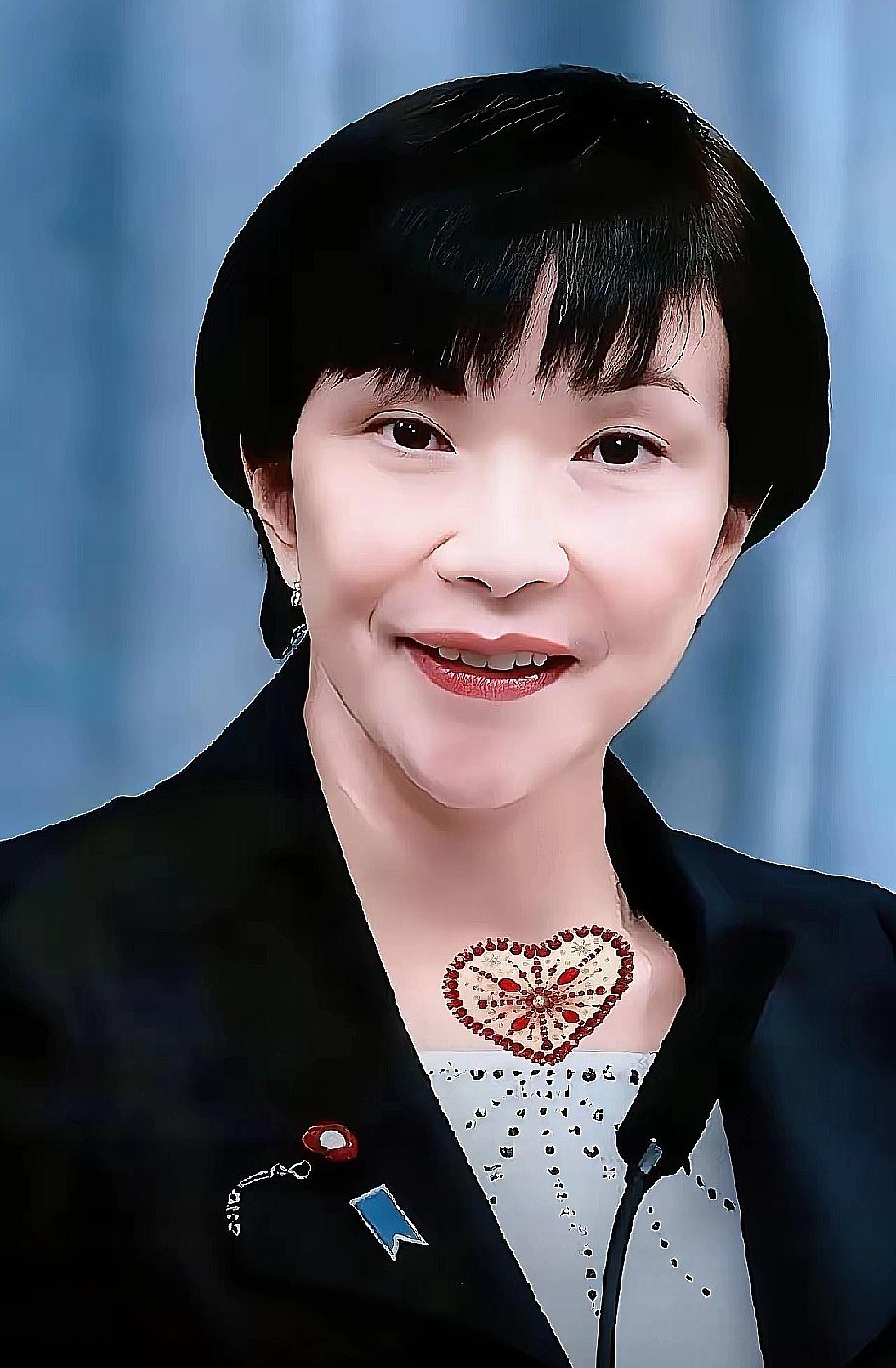 我的天呐！
​    日本又传来新消息了！
​高盛最新一份报告指出了日本财政的最