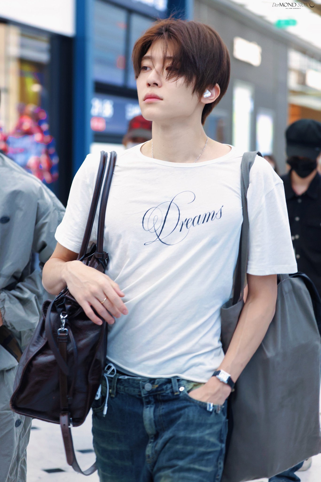 穿衣服攻受明显 脱了衣服更是next level般的左右位  专栏 · 偶尔杂食