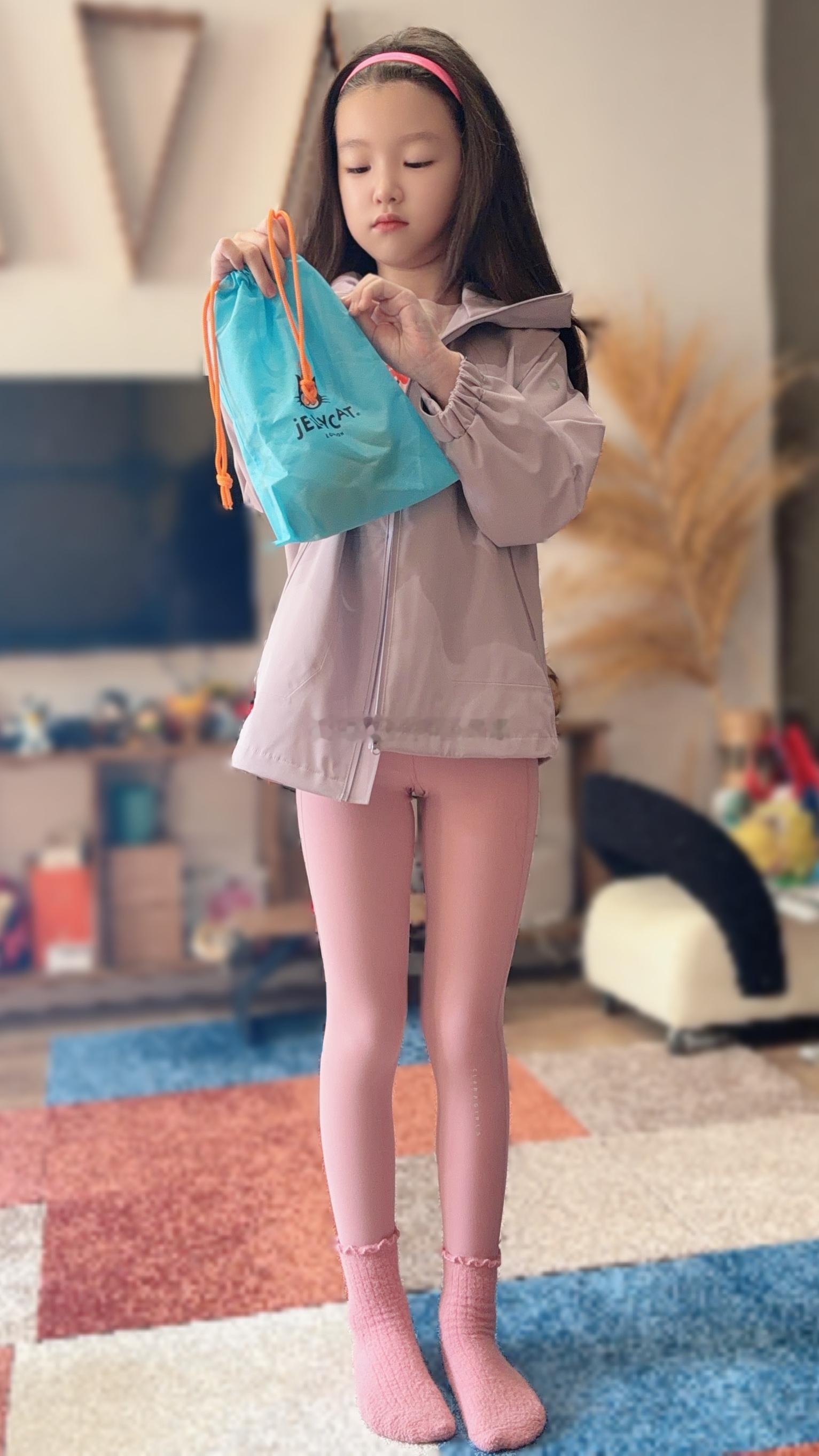 让人羡慕的腿啊但是脸胖 ​​​