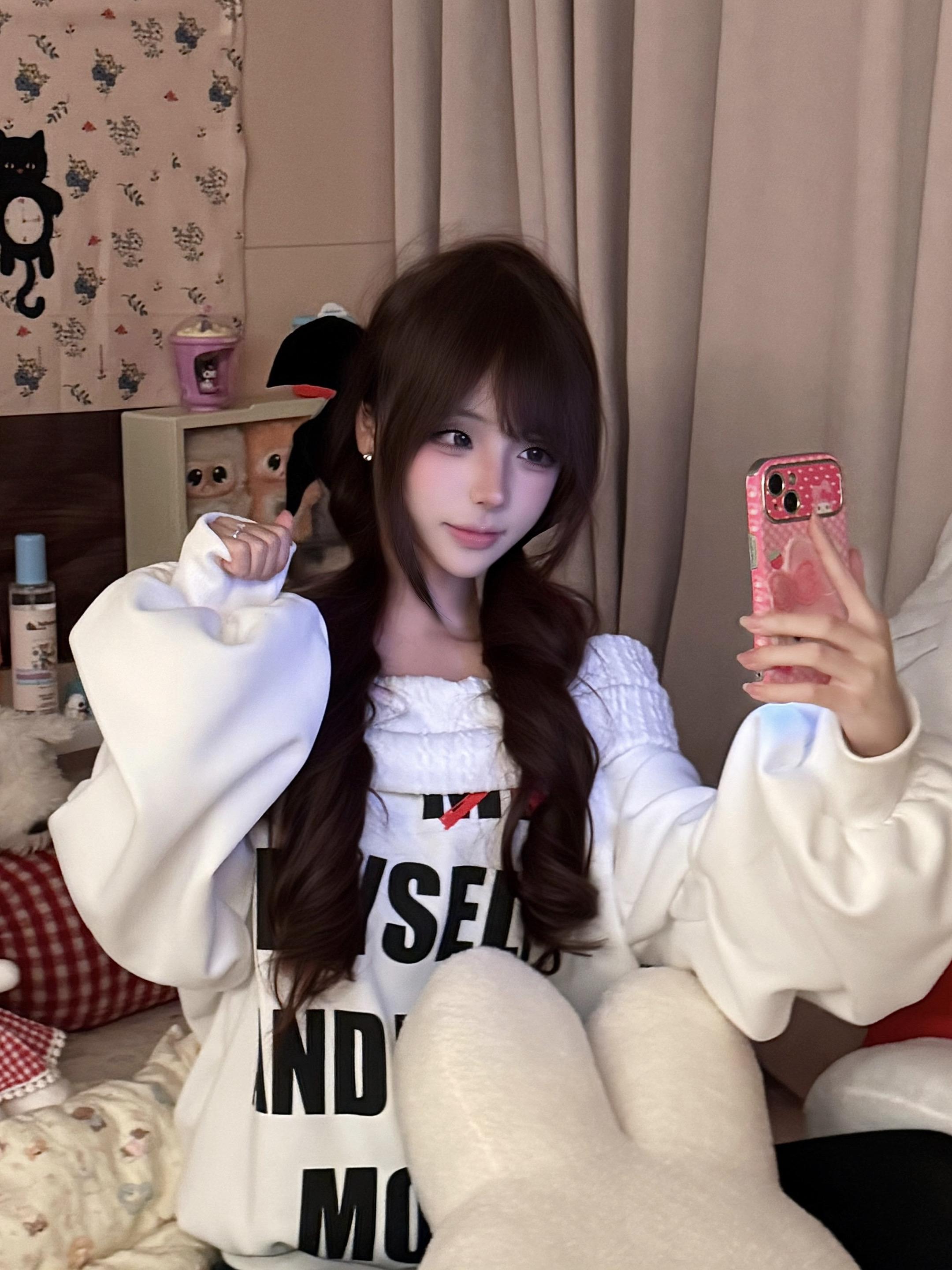 你透支我似水年华里的太多 我的爱 我的眼泪 我所有感性部分 我甘愿 我...