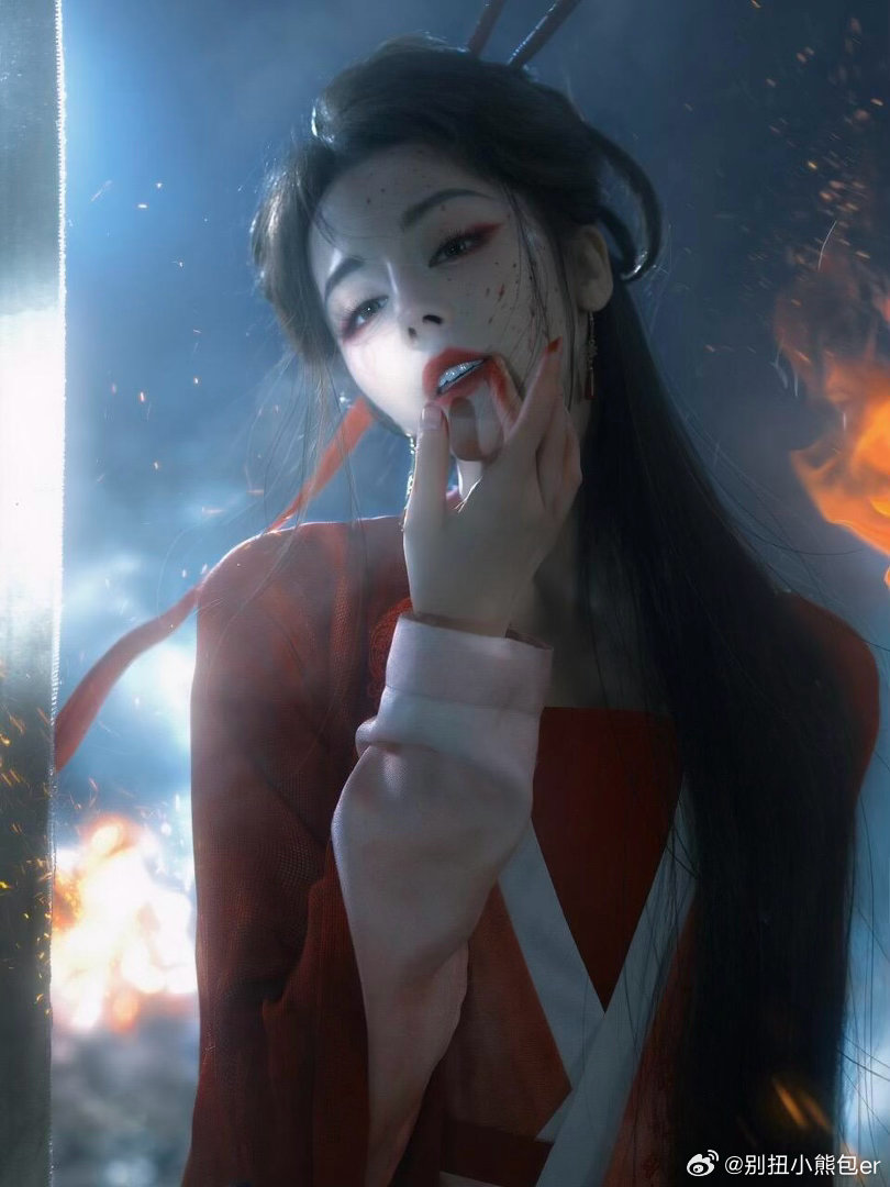 迪丽热巴 新剧人设满足了我对小说里红衣女鬼的想象 