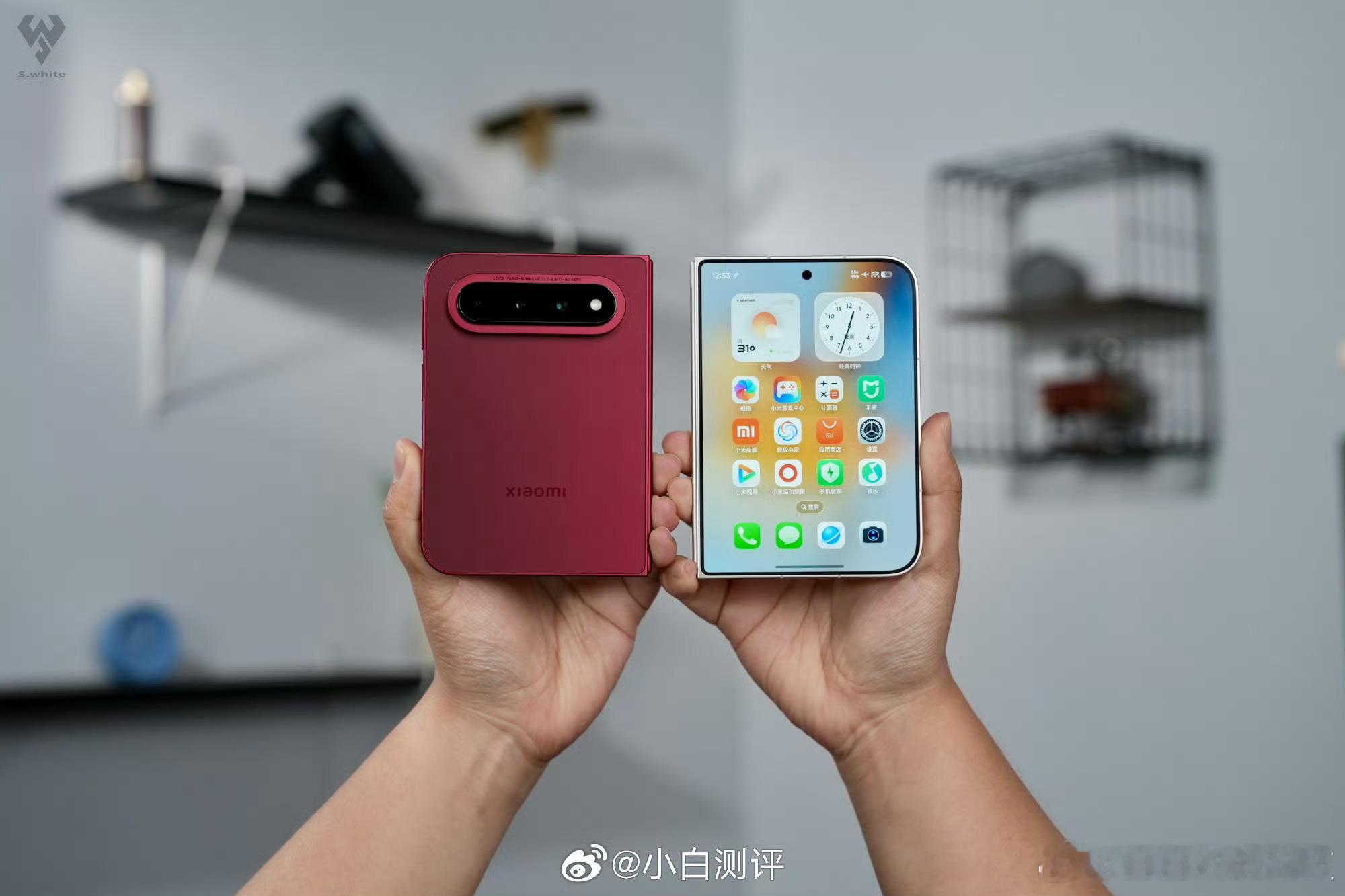 LGD对战iG目前市面上的三家折叠屏华为Pura X Max：12+256GB 