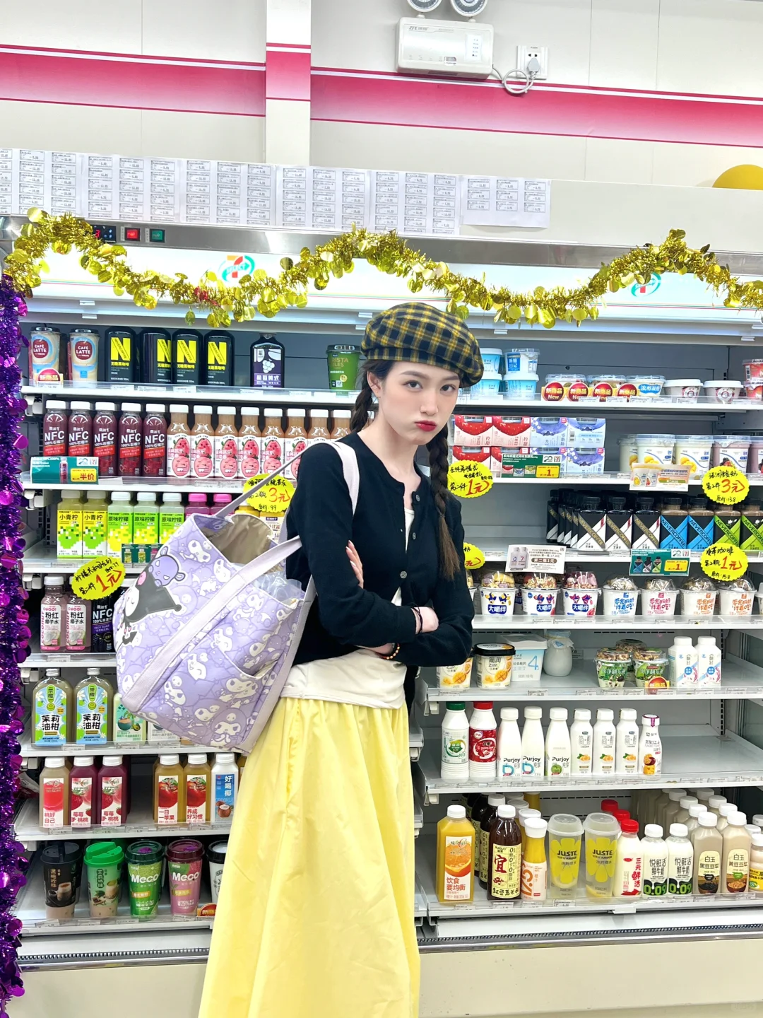 哇！｜在便利店跟女明星合照了耶💛