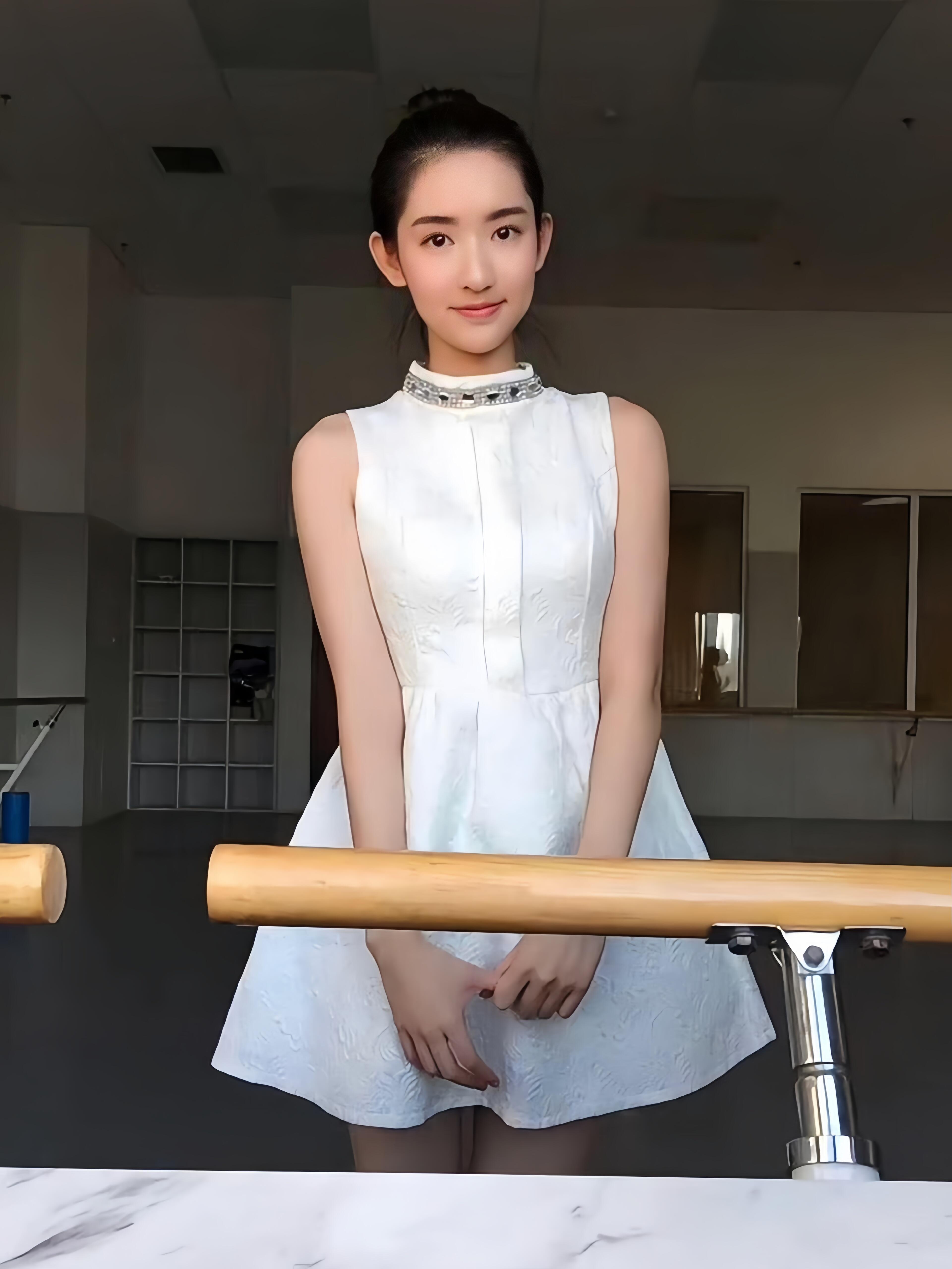 早期王玉雯，北舞校花的含金量我是后知后觉。 