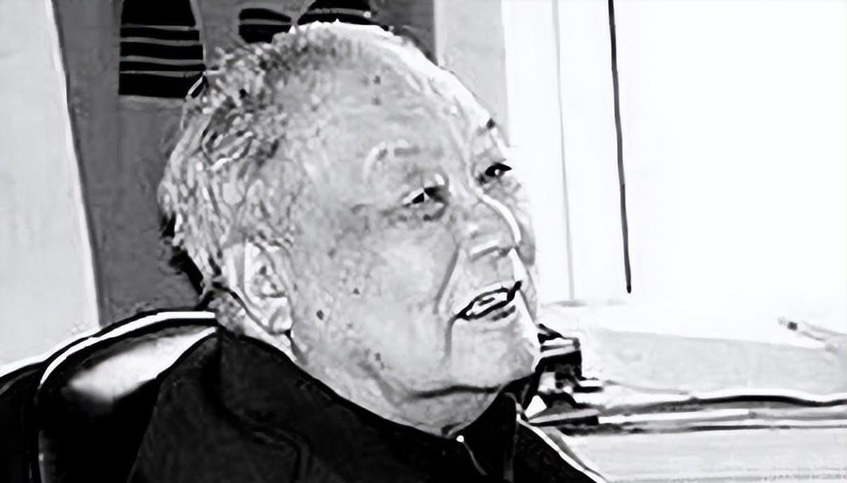 1970年春节期间熊向晖独自在家，三只鸡误食药物丧命，全家哭笑不得感慨万分
19