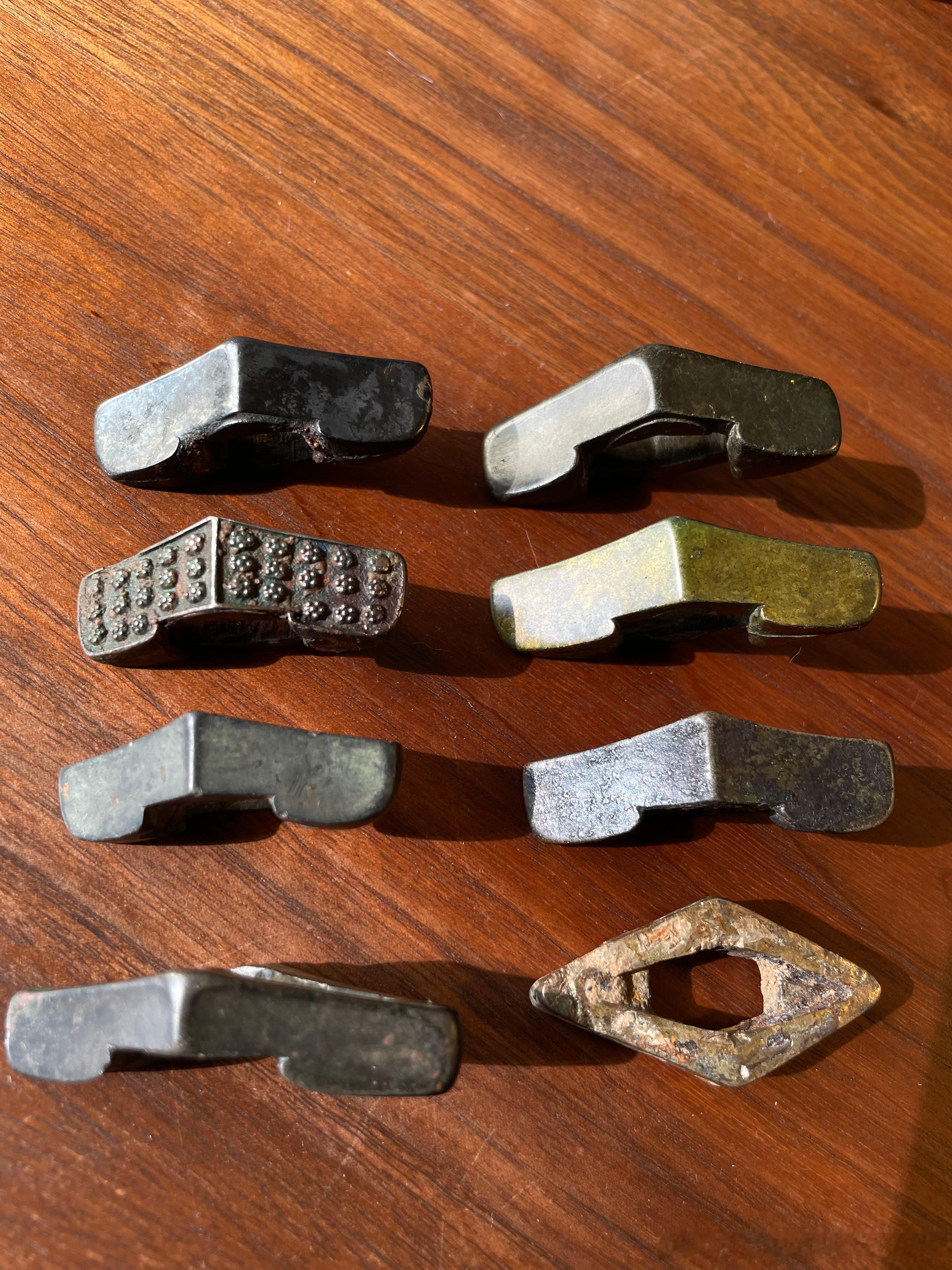 现在很难买了好的确实买不到了差一个风格，就毕业了 