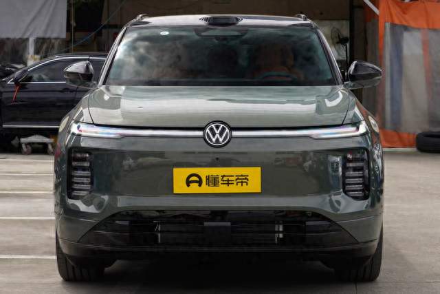 天生不挑路，德系驾控旗舰上新！上汽大众ID.ERA 8X正式上市