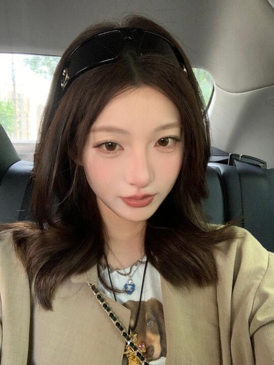 左滑看会动的我