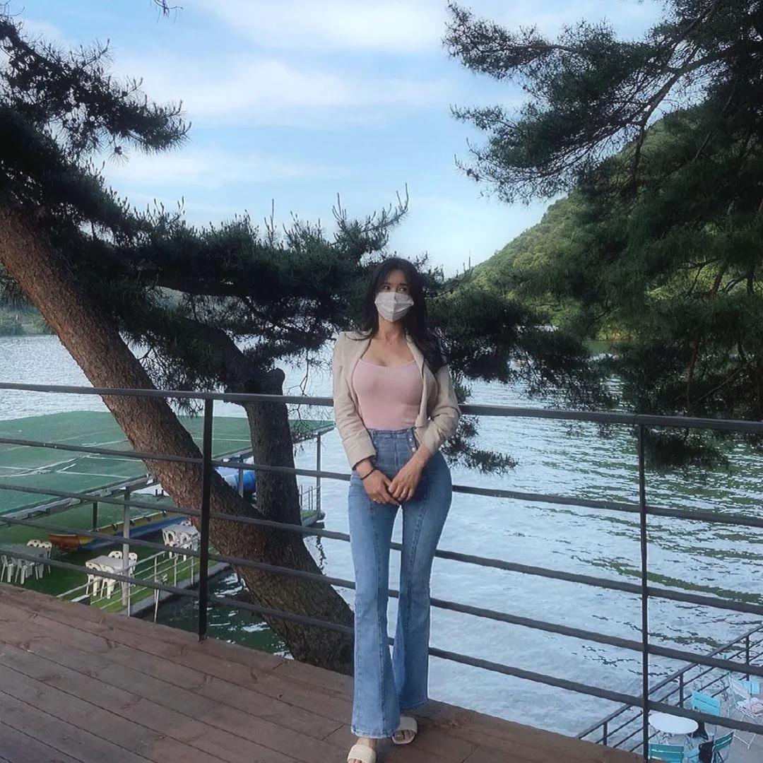 欲把相思说似谁
#唯有佳人在等# #海滩醉卧相思# #独缺佳人相伴# #相思入骨