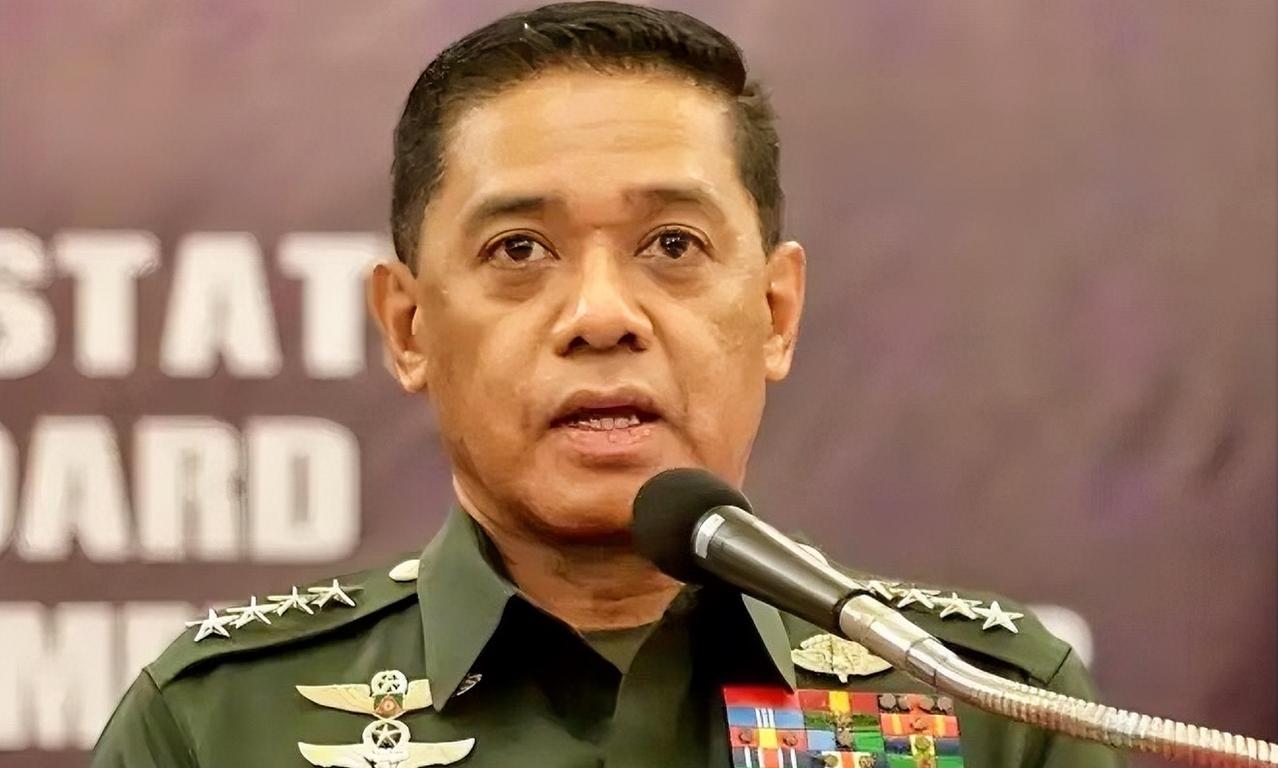 满打满算只剩下最后两天了。菲律宾武装部队总参谋长罗密欧·布劳纳，也就是菲律宾军队