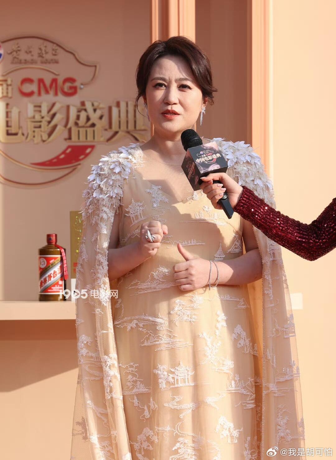 沈腾马丽这是把CP粉的路堵死了是吧想演的角色一出口就是：父女和母子以后谁也别想着