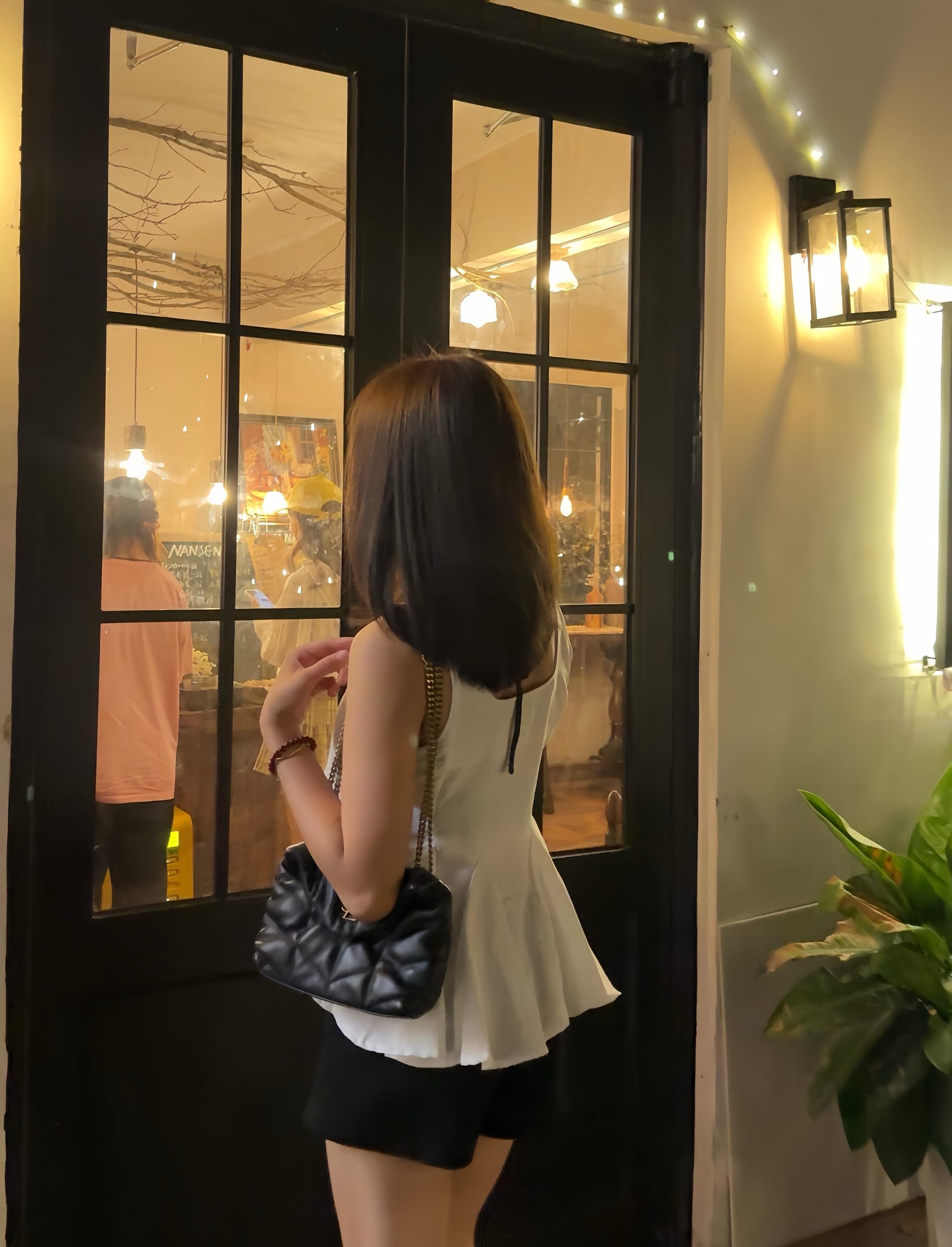 打卡拍照。