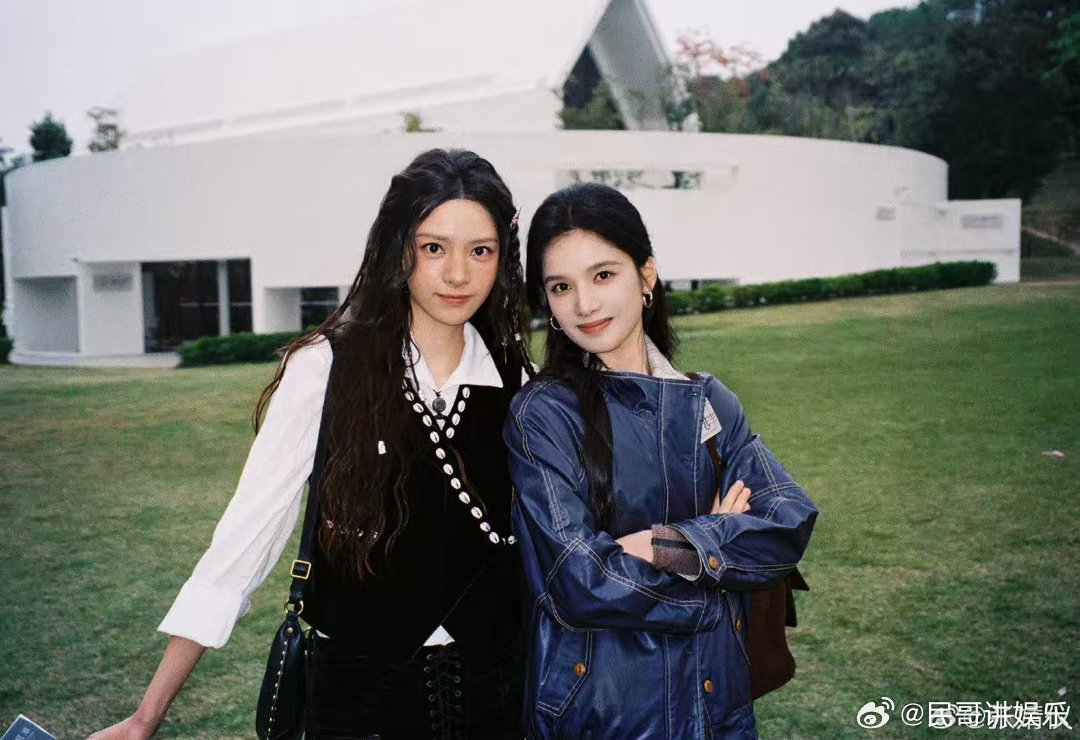 怎么张婧仪总能与角色同频生长 观众看到的不只是表演，更是灵魂的契合。《致我那菜市