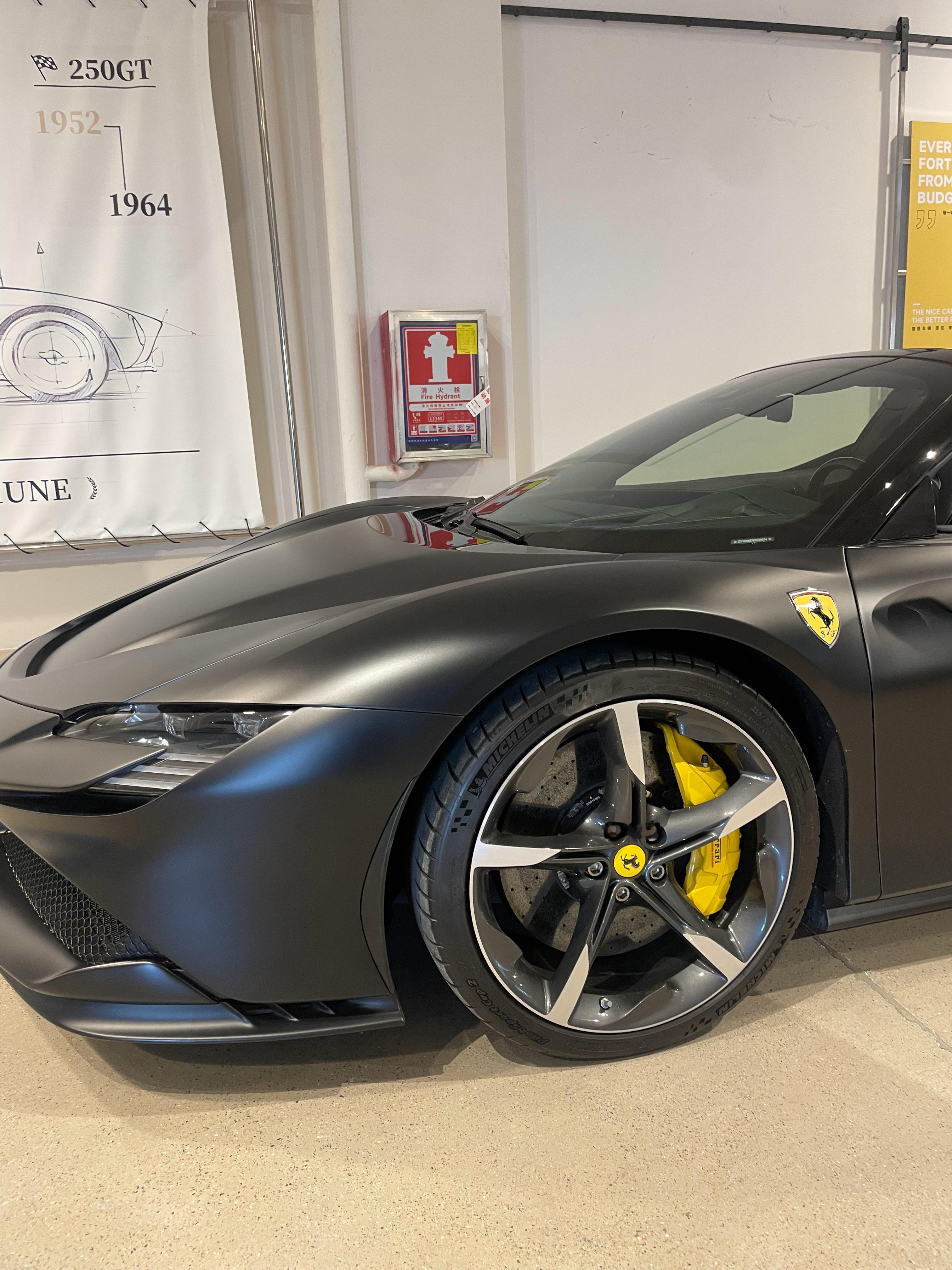 法拉利(ferrari) 法拉利 SF90 Spider 红黑（贴哑光黑）24年