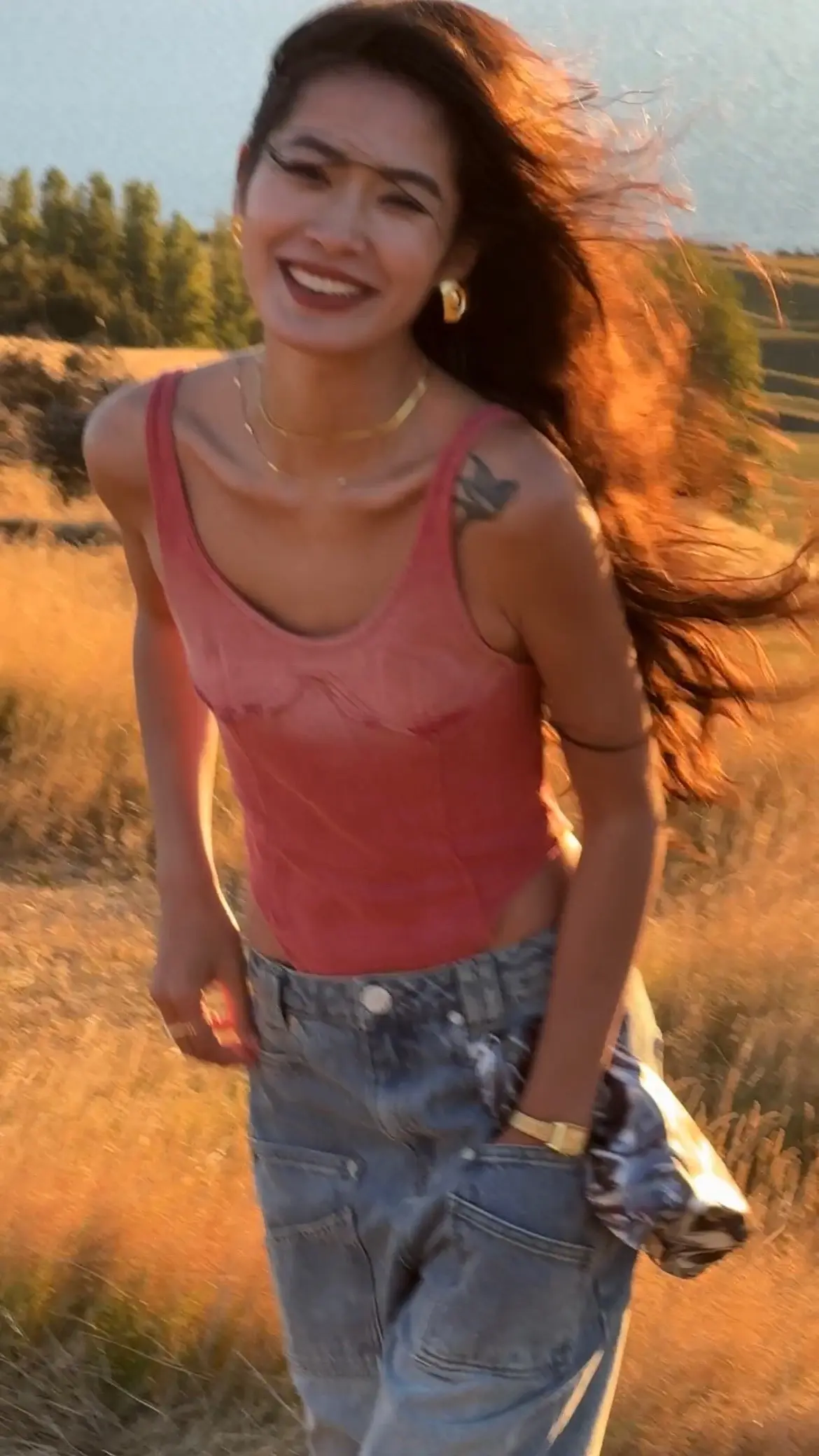 喜欢一切让我明媚的人和事物。