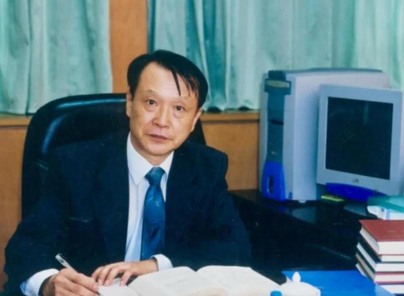 国家最高科学技术奖得主向世界宣告，中国雷达技术可以发现8000公里外目标。

一