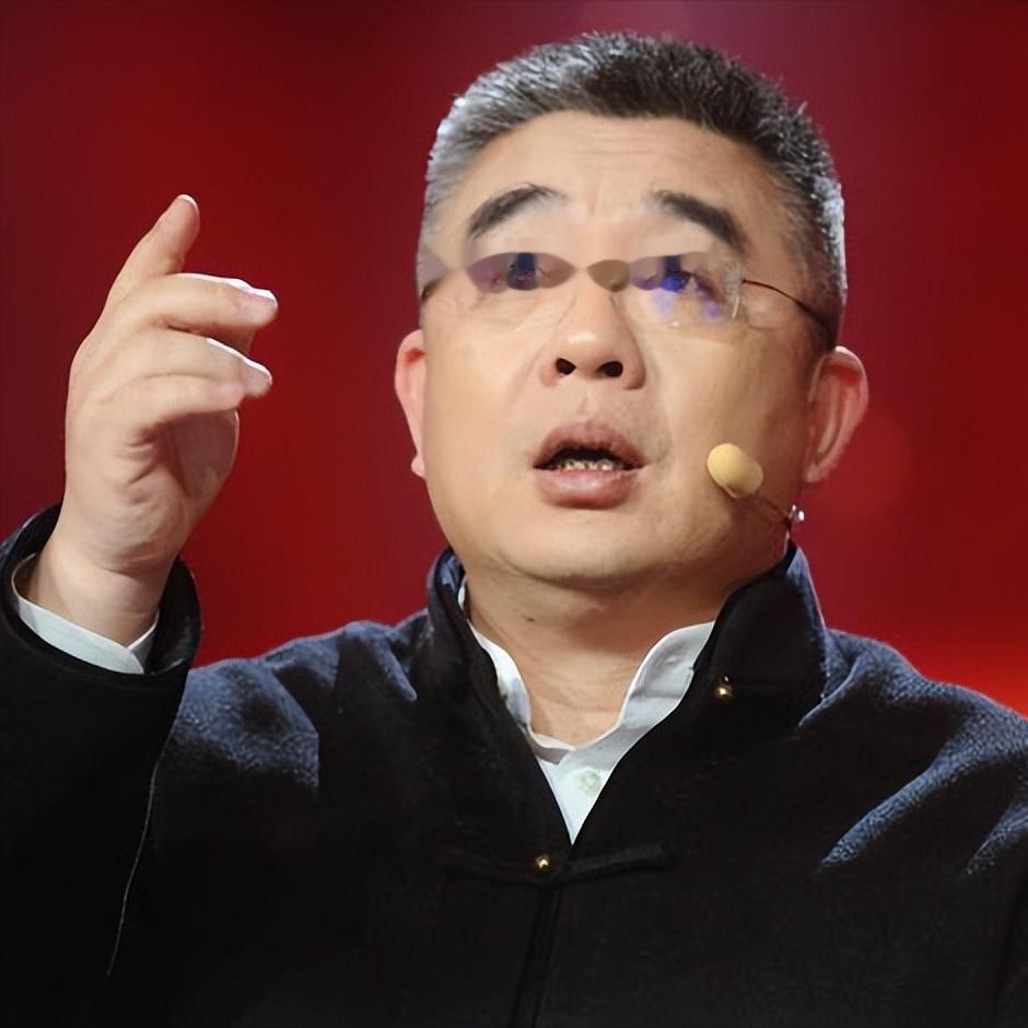 国学大师，钱文忠说，储殷教授的一番话，我是不能苟同的，完全不能接受，他说人要对他