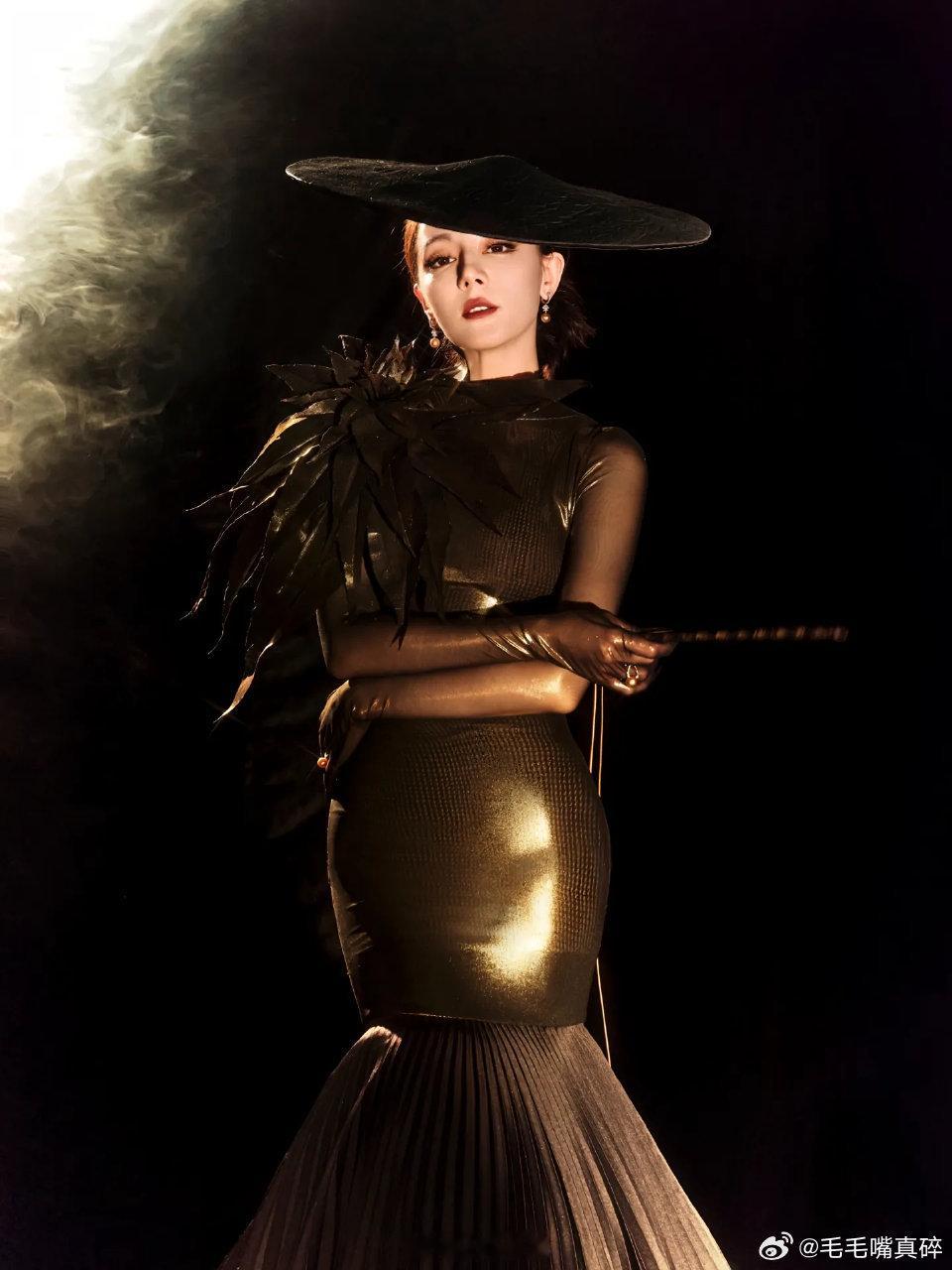 W盛典 赢麻了不得不说，迪丽热巴星光真强 ​​​