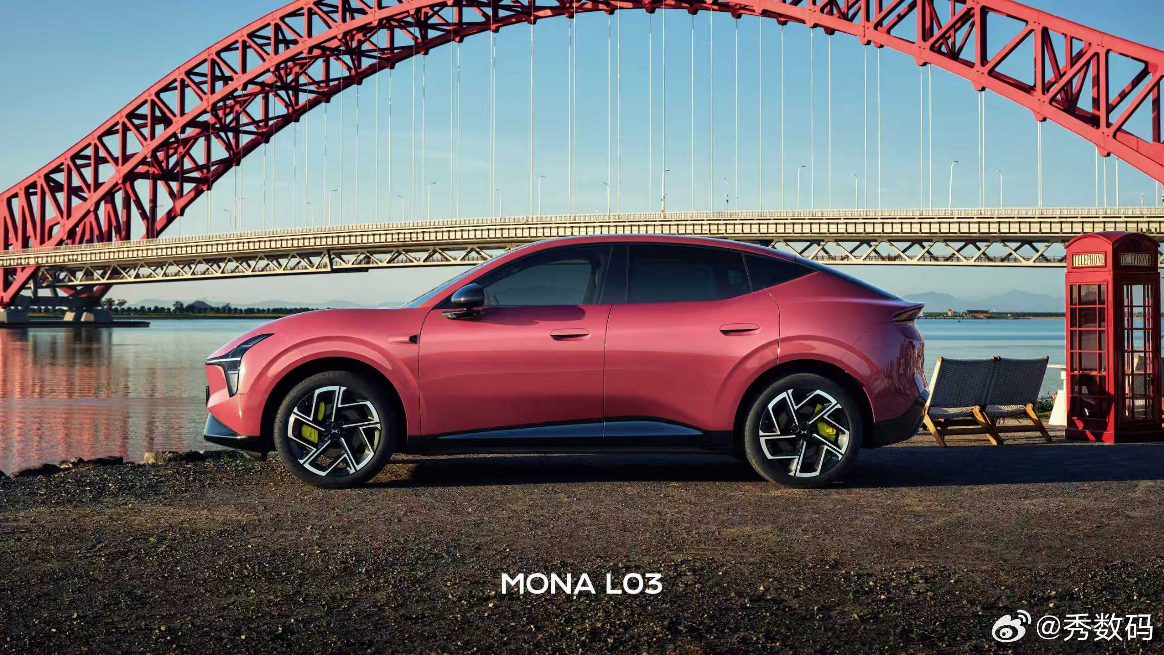 何小鹏称MONA首款SUV对标30万级开发小鹏MONA全新SUV L03正式亮相