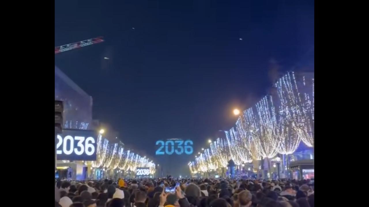 法兰西共和国年终倒计时出现的人为错误，变成2036，成为大家的笑柄。
     