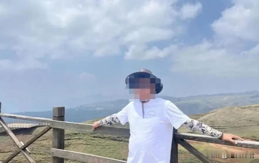 痛心！30岁男子为同村村民抬棺时突发心梗离世，亲属回应：不打算索赔，他生前是医生