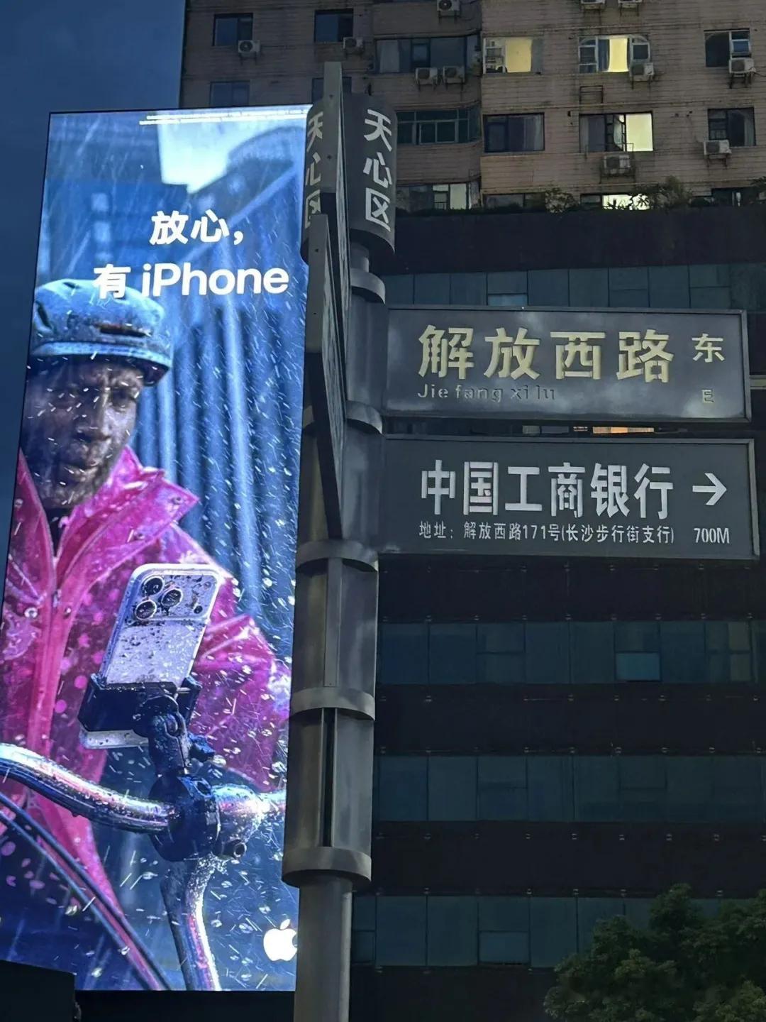 1 之前全网都在骂的strc，一波冲到了97元附近了。毕竟这个市场，连美债都不稳