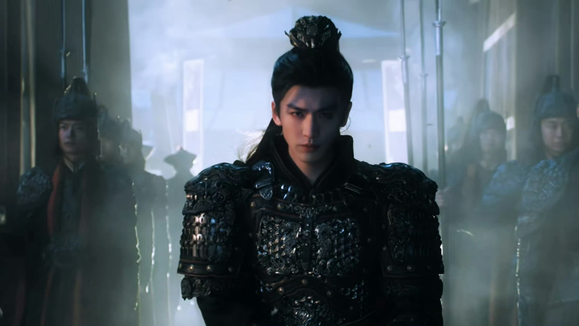 谢征的神级慢镜头这慢镜头，每一帧都是暴击，威压感直接穿透屏幕，让人不敢大声呼吸。