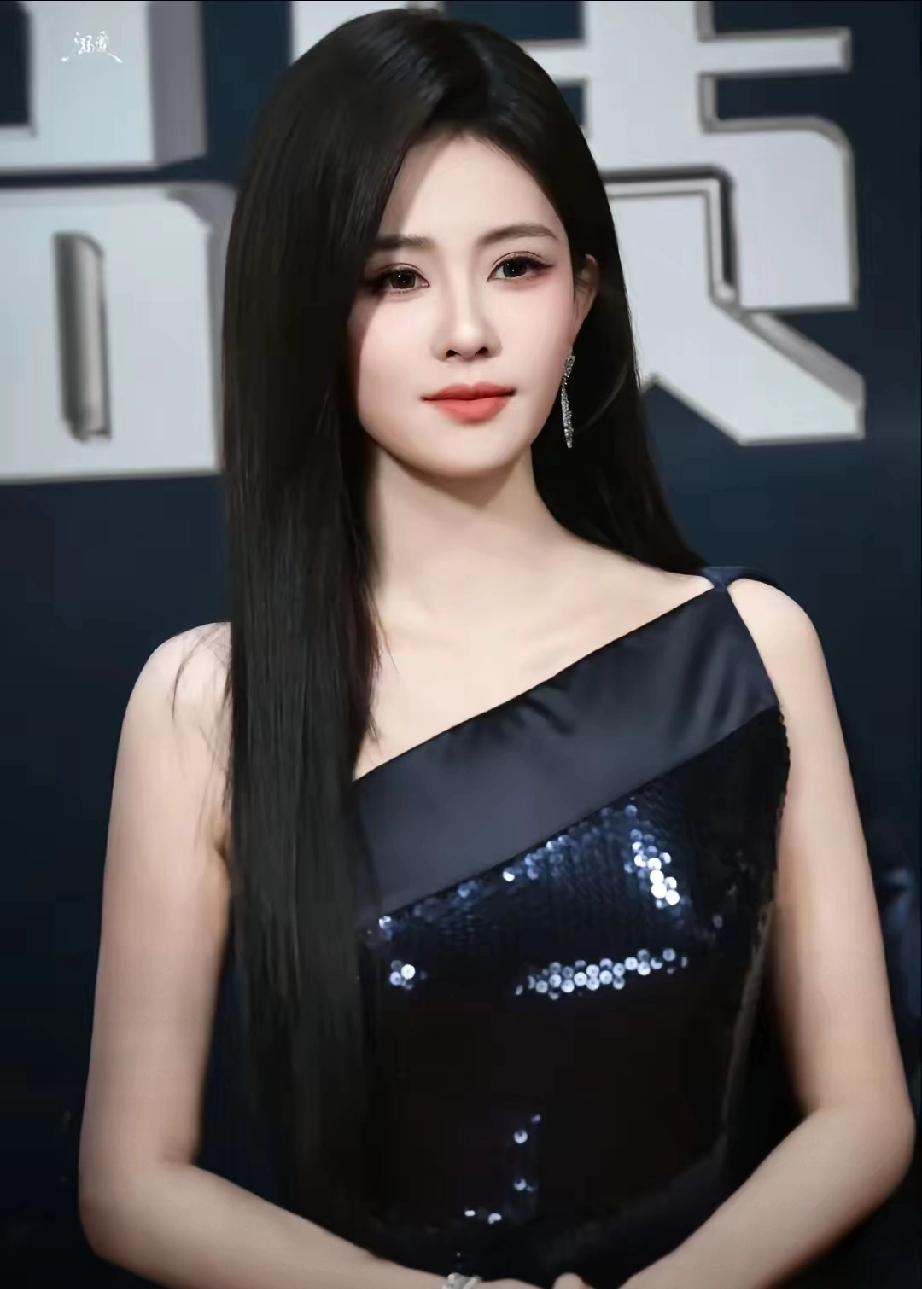 品质盛典名场面！肖战孙俪同框，满眼欣赏太好嗑
 
    2026电视剧品质盛典