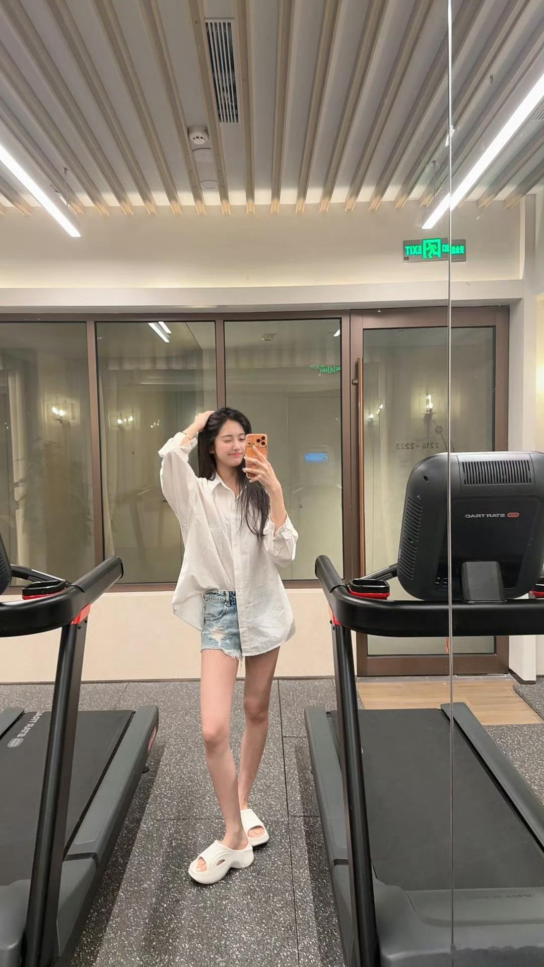 刘昱辰三亚旅游碎片 