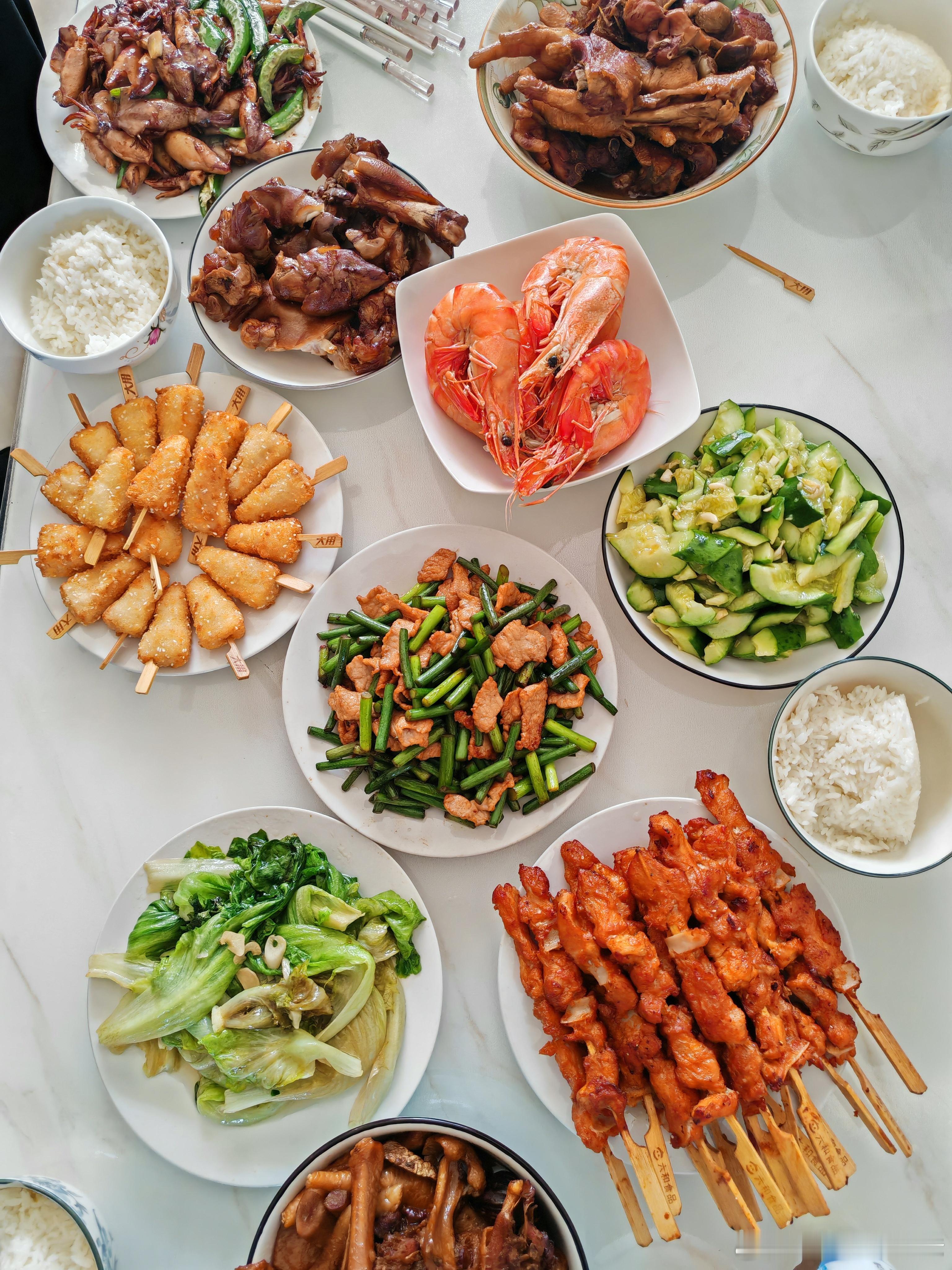 开饭，回老家到现在，还没喝过酒，