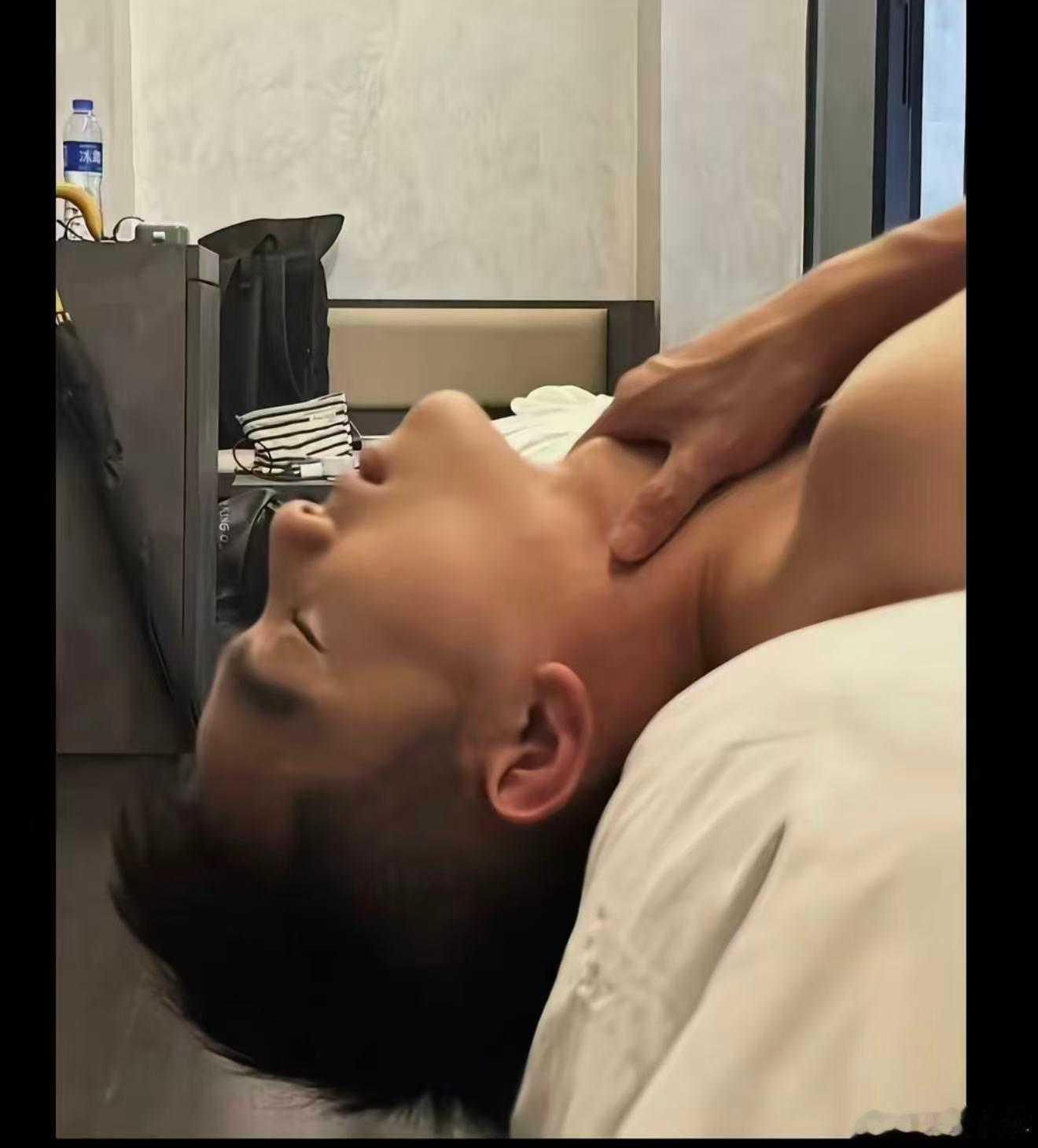哇哦，这是出自哪里啊，好有感觉[馋嘴] ​​​
