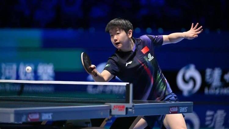 2026澳门世界杯女单半决赛，孙颖莎火力全开。面对连克强敌的德国黑马温特，她以凌