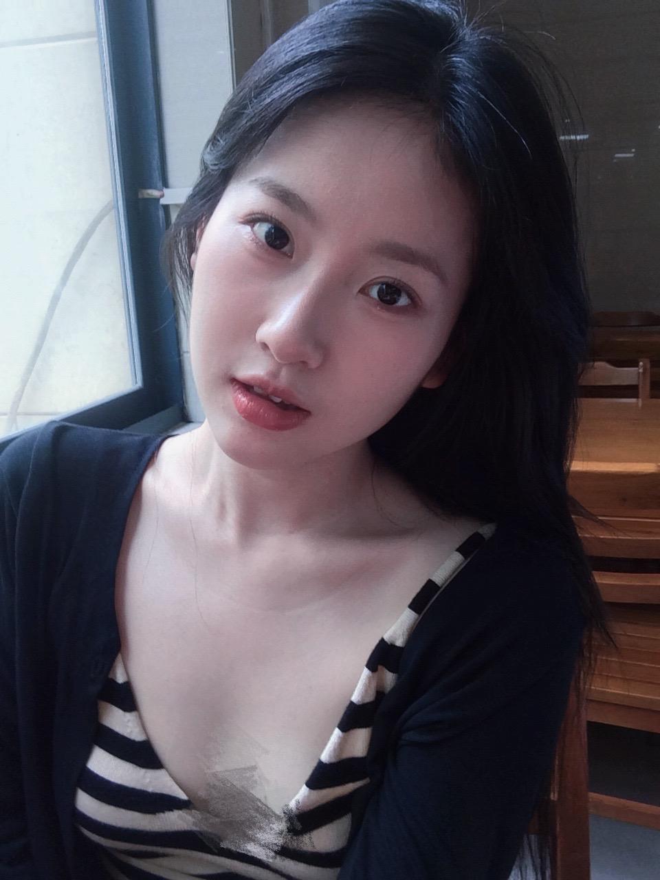 喜欢和你一起吃食堂。