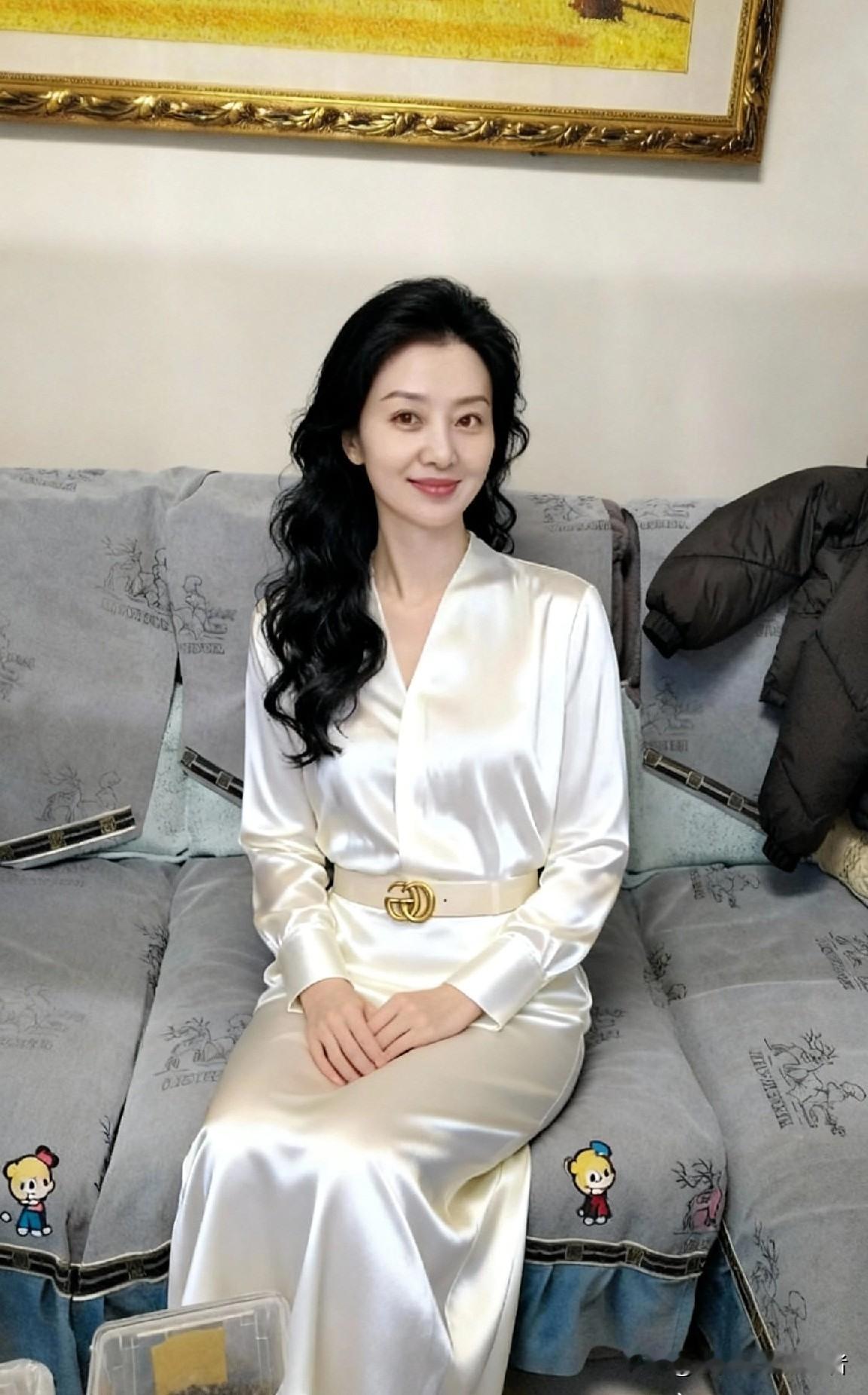 婚姻不是必选项，独立才是底气，经济自由+精神自由，才是大龄女生的安全感。