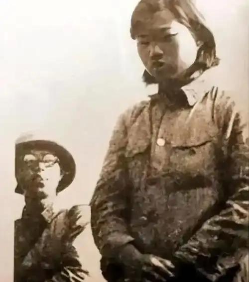 徐州会战打完，台儿庄名字响亮，可谁记得23个女兵在宿县没回来。
她们不是护士，是