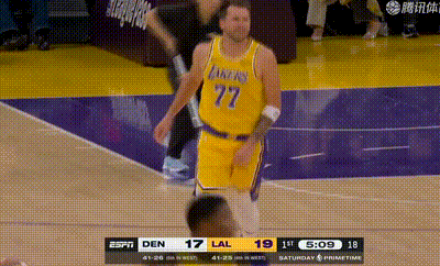 东契奇打得很有目的性，不断打约基奇这点掘金vs湖人