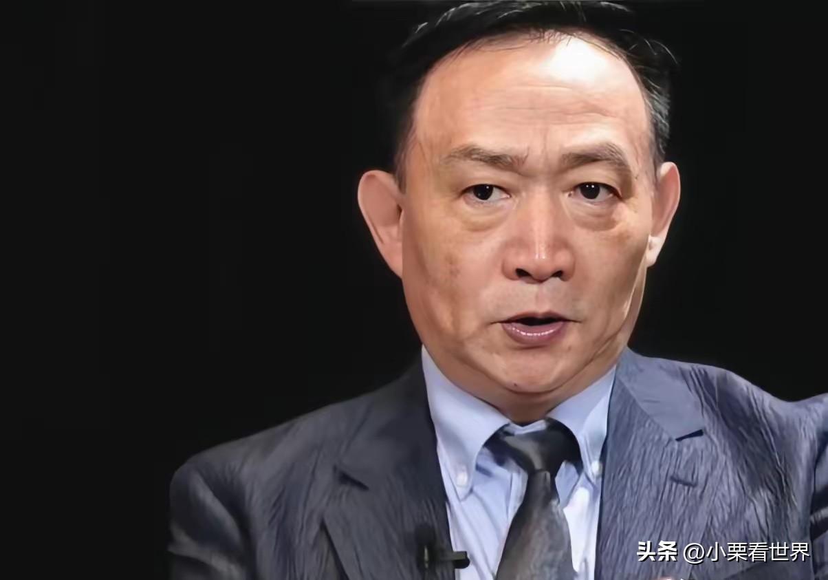 卢麒元急了：AI再不接管税务局，人民币要出事
​AI写诗画画？卢麒元翻白眼：全是