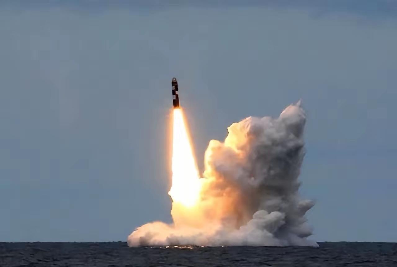 俄专家预言：中国军力追上俄罗斯需要10年，赶超美国还得等25年？

俄罗斯专家给