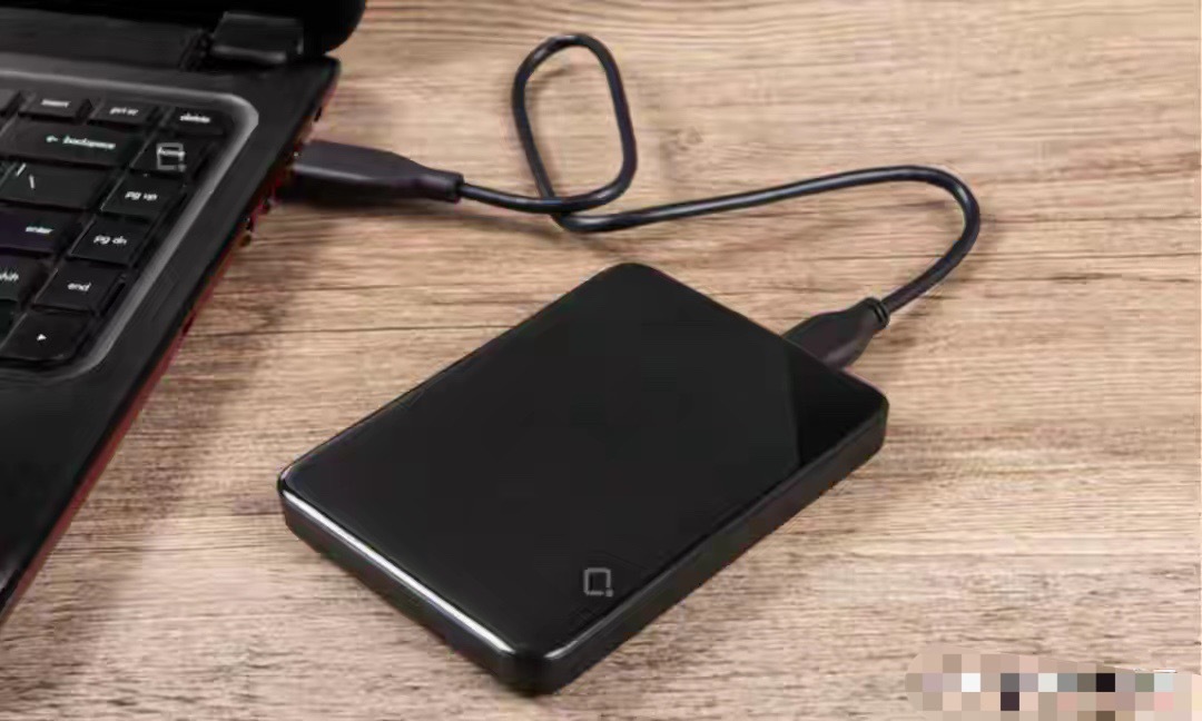 既然都有便捷的云储存了，为啥还是有很多人只用移动硬盘和NAS? 