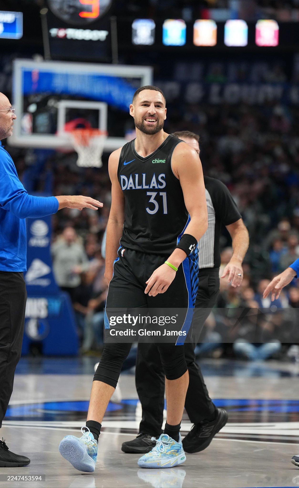 汤普森接受采访。“在迈阿密，至少我们能呼吸到海边的空气了，那会不错。然后我们要保