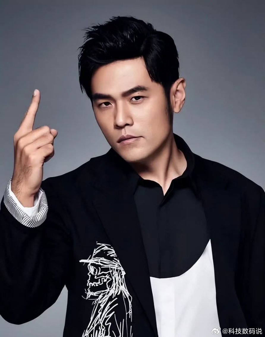 曝周杰伦新专辑有12首新歌哎哟，不错哟期待新专辑