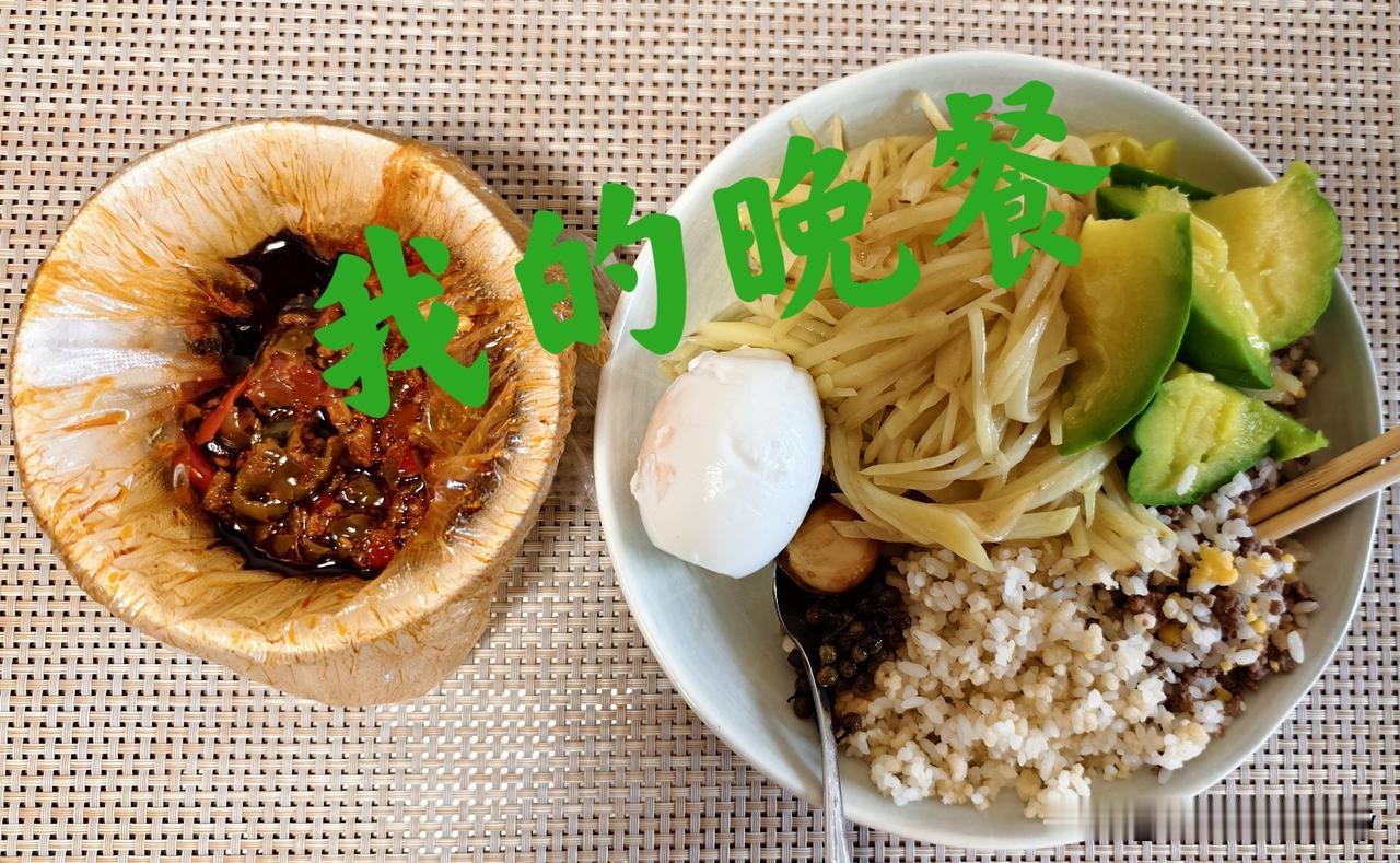 素老三生活中，最得意的是吃大虾，她每天50元的生活费，如果买回来做，她有时间做吗