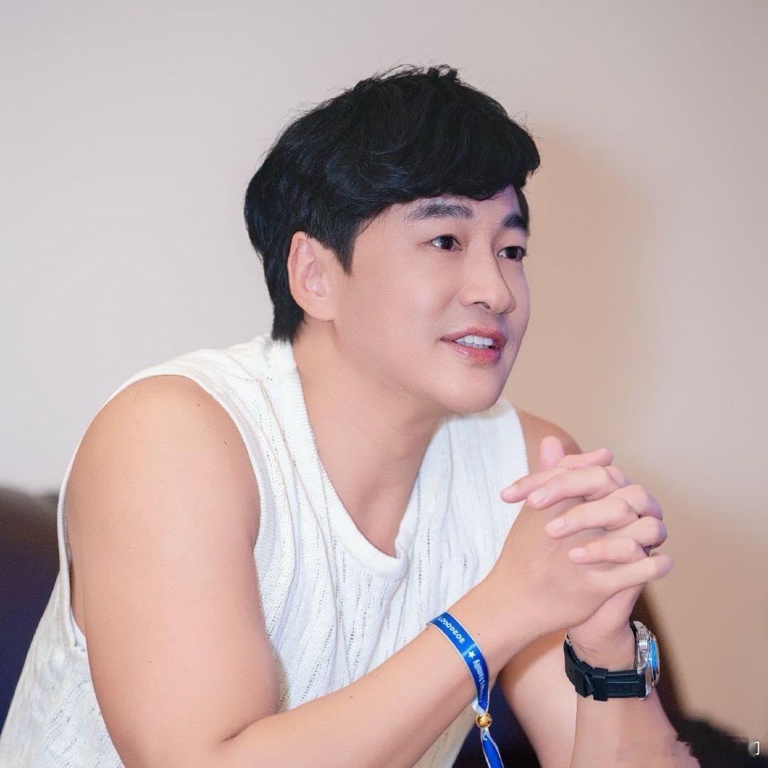 何润东新商务比张凌赫接的多何润东商务比张凌赫多 值得 