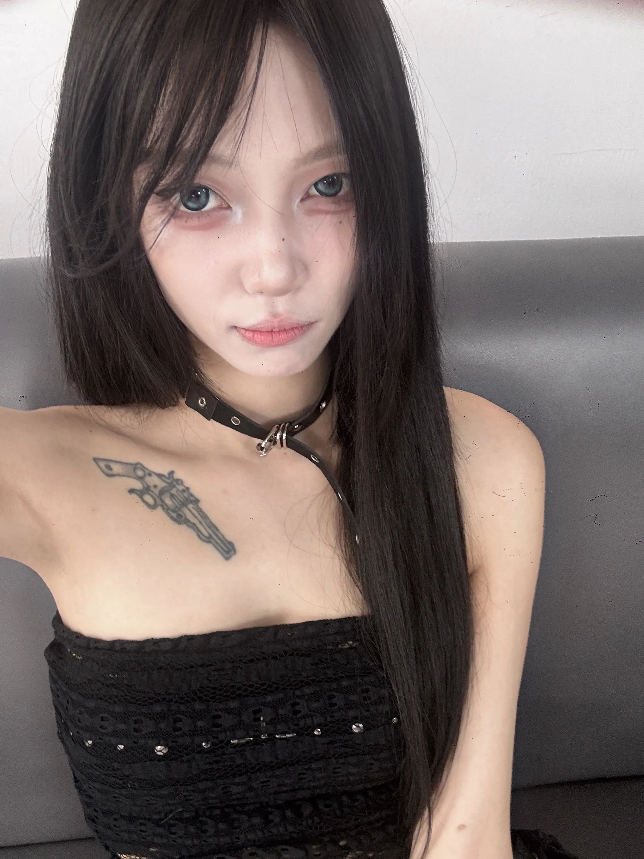 我就像根d插入你的生活里，因为不够大，所以离开的时候你也没什么感觉