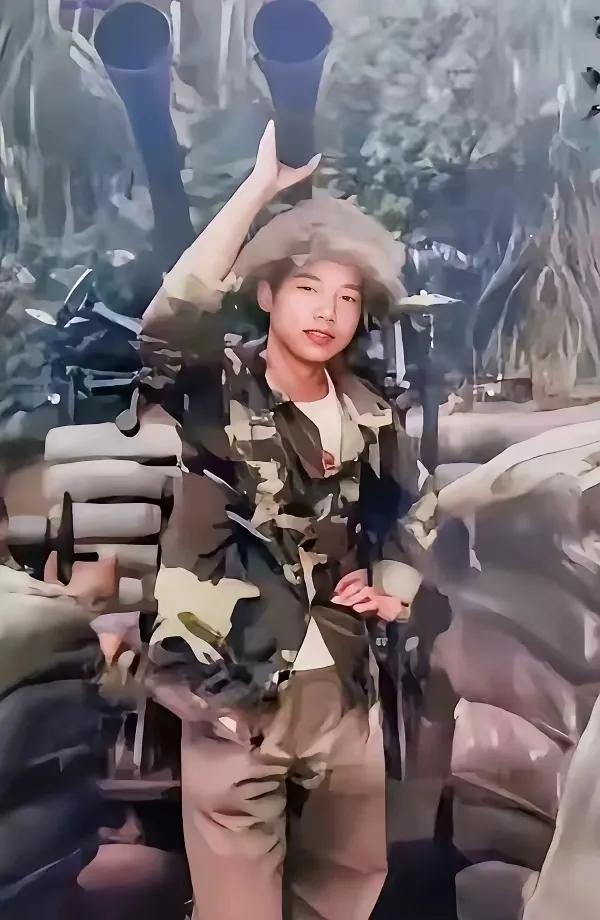 吴育民，陕西人，原兰州军区高炮团的一员，在对越自卫反击战期间，他参加了多次关键性