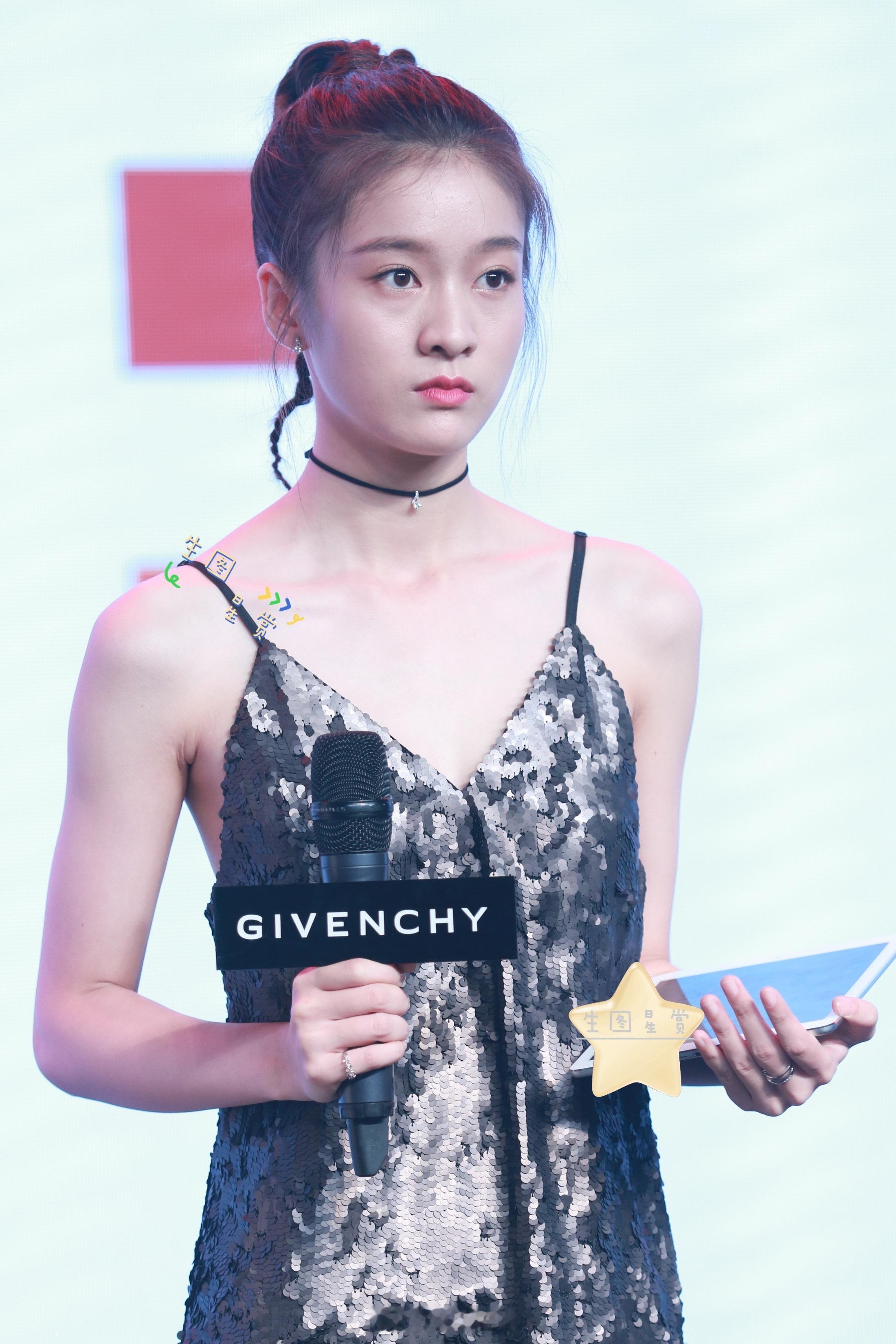 张雪迎20170915品牌活动编发造型➕小吊带黑裙🖤扑面而来的俏皮灵动少女气息